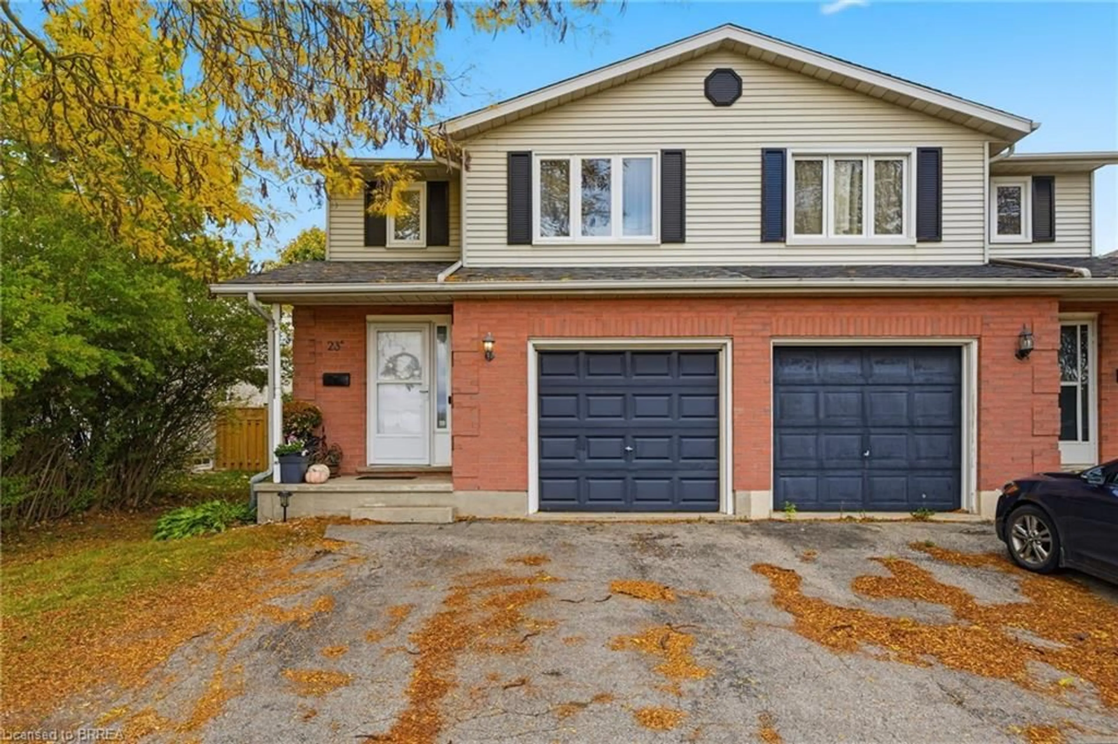 Home with brick exterior material, street for 23A Oak Ave, Paris Ontario N3L 3C6