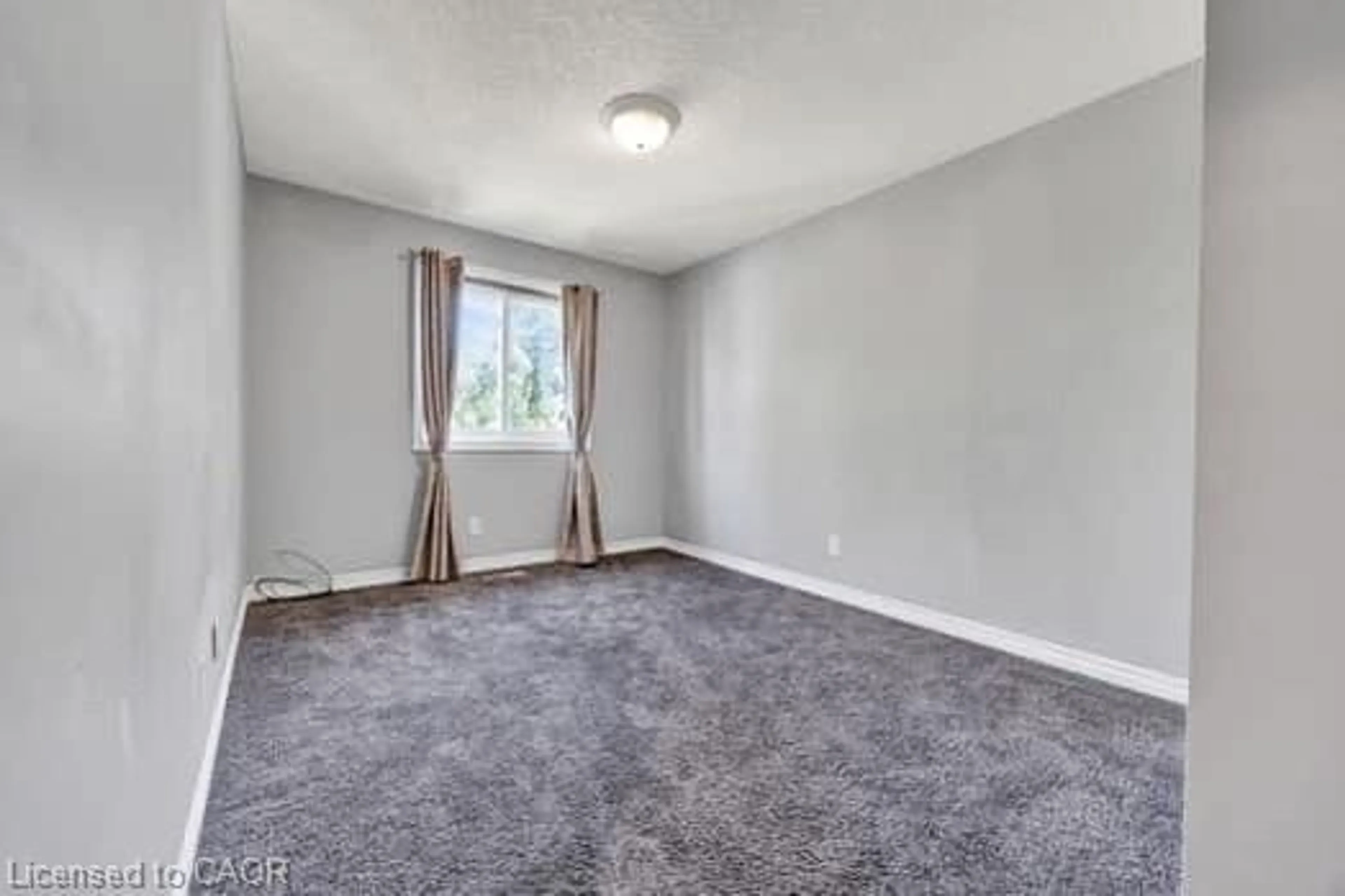 A pic of a room for 14 Keller Cres, Kitchener Ontario N2N 3M7