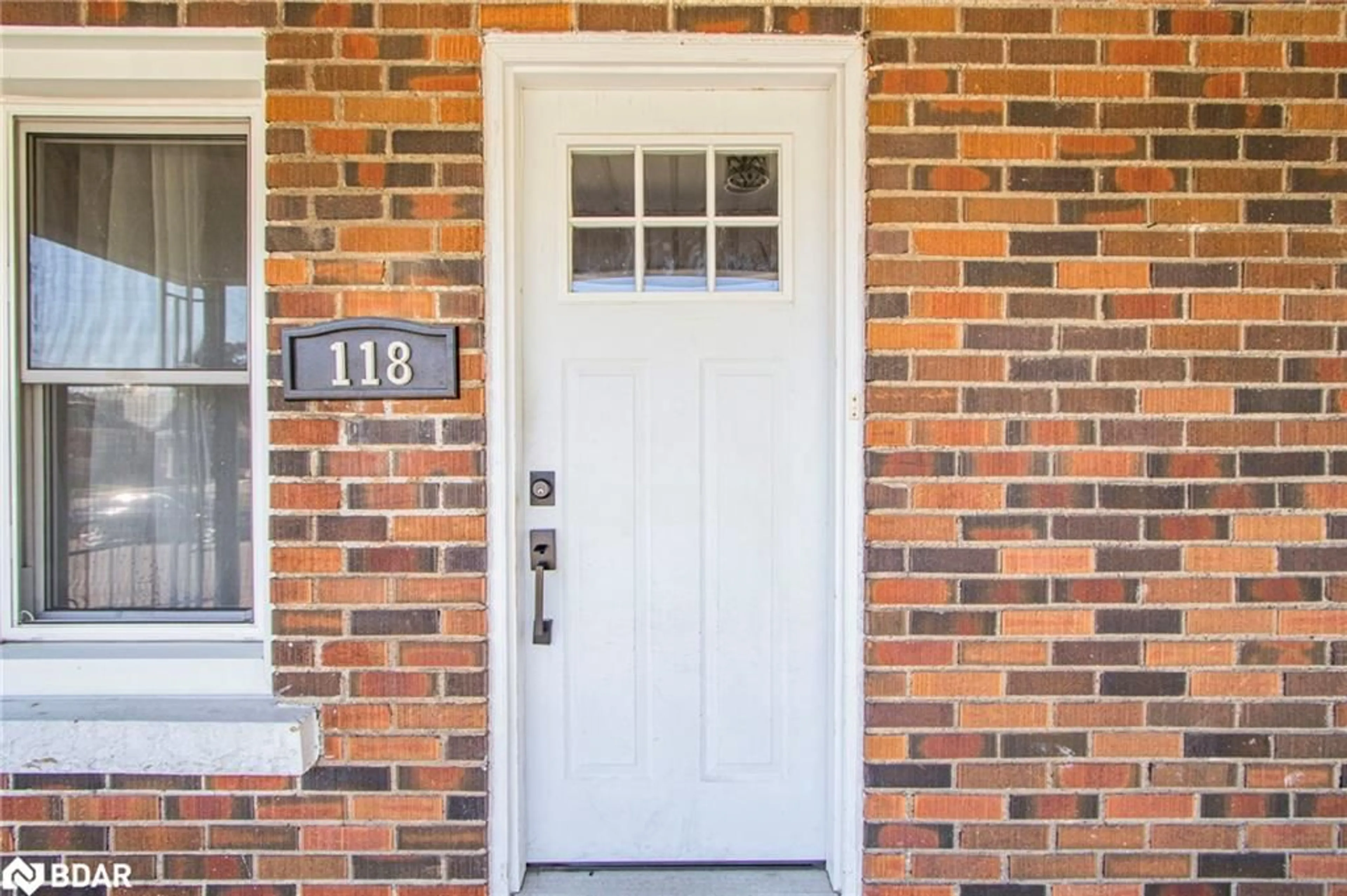 Unknown for 118 Mountville Ave, Hamilton Ontario L9A 1E4