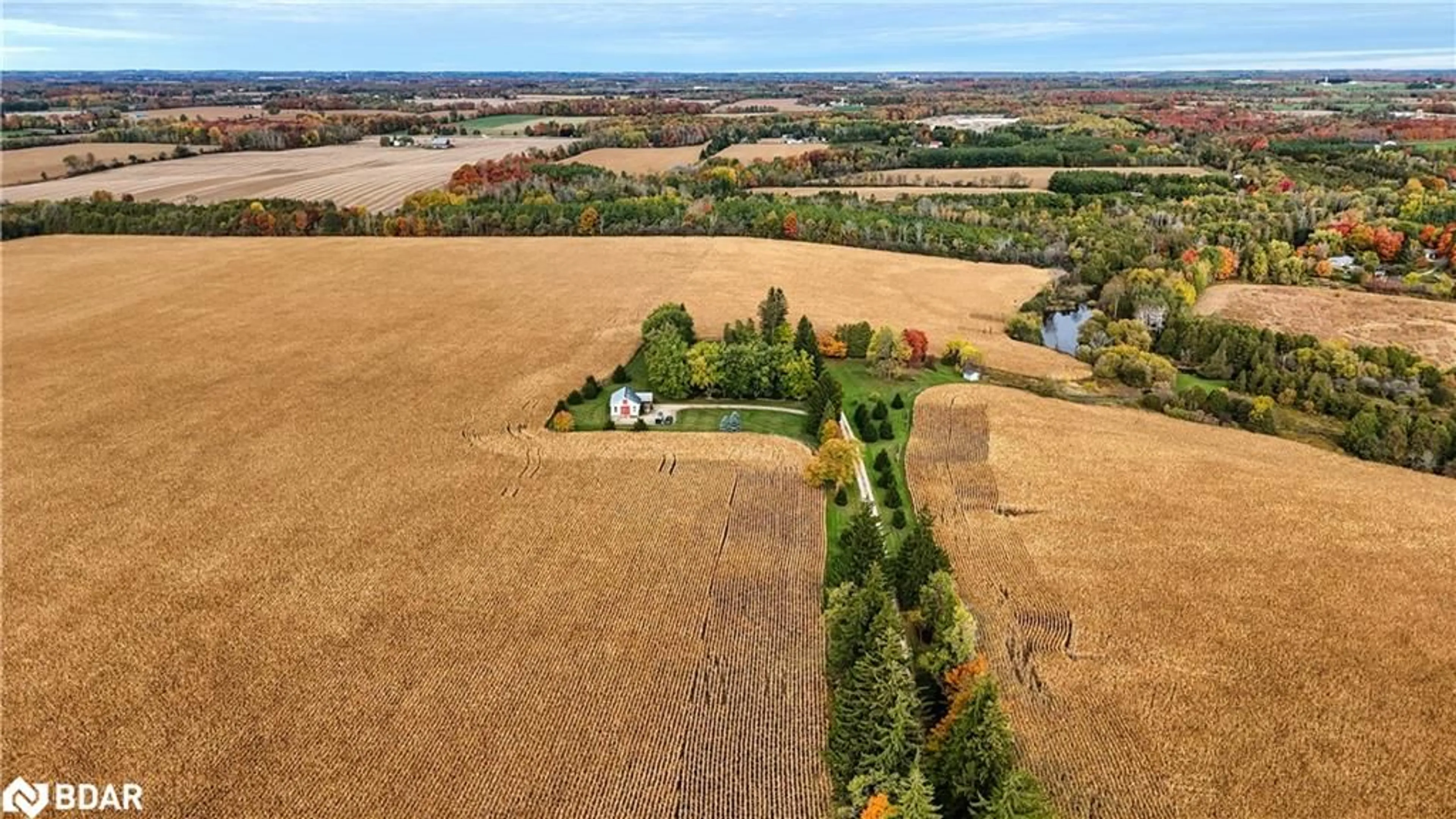 A pic from outside/outdoor area/front of a property/back of a property/a pic from drone, water/lake/river/ocean view for 7812 Guelph Nichol Tline, Guelph Ontario N1H 6J2