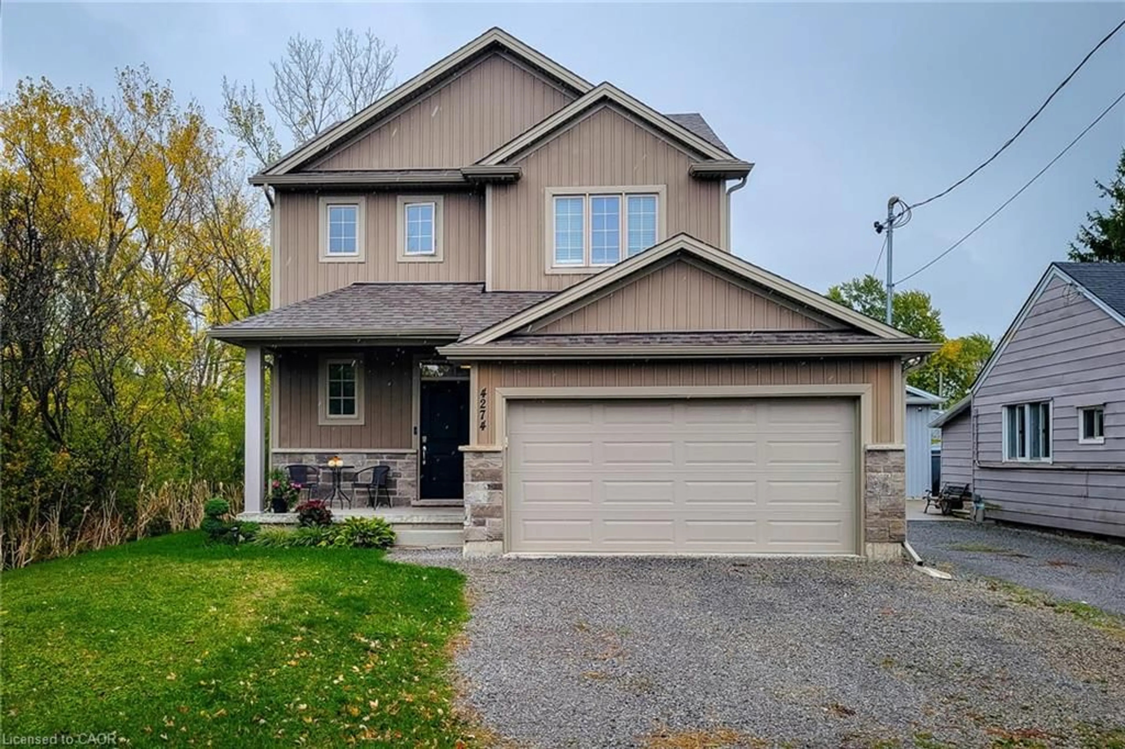 Home with brick exterior material, street for 4274 Sixth Ave, Niagara Falls Ontario L2E 4S8