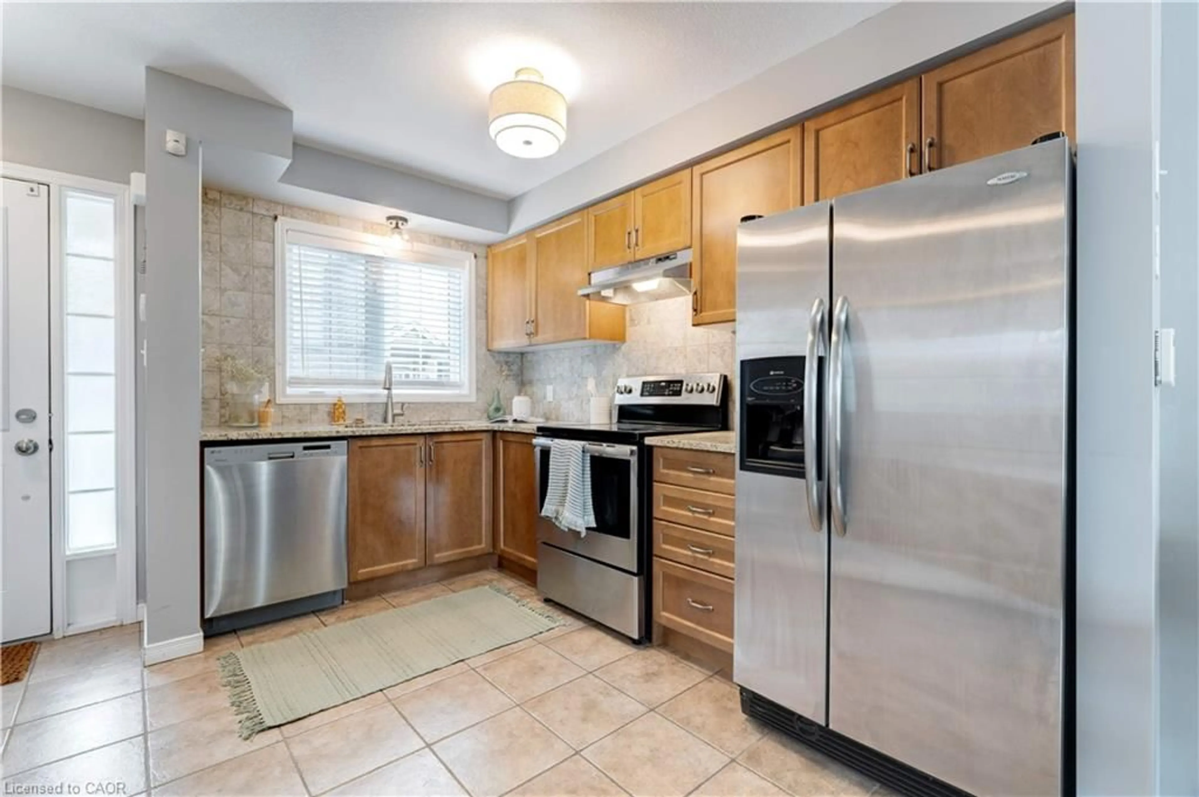 Standard kitchen, ceramic/tile floor for 1328 Upper Sherman Ave #2, Hamilton Ontario L8W 1C2