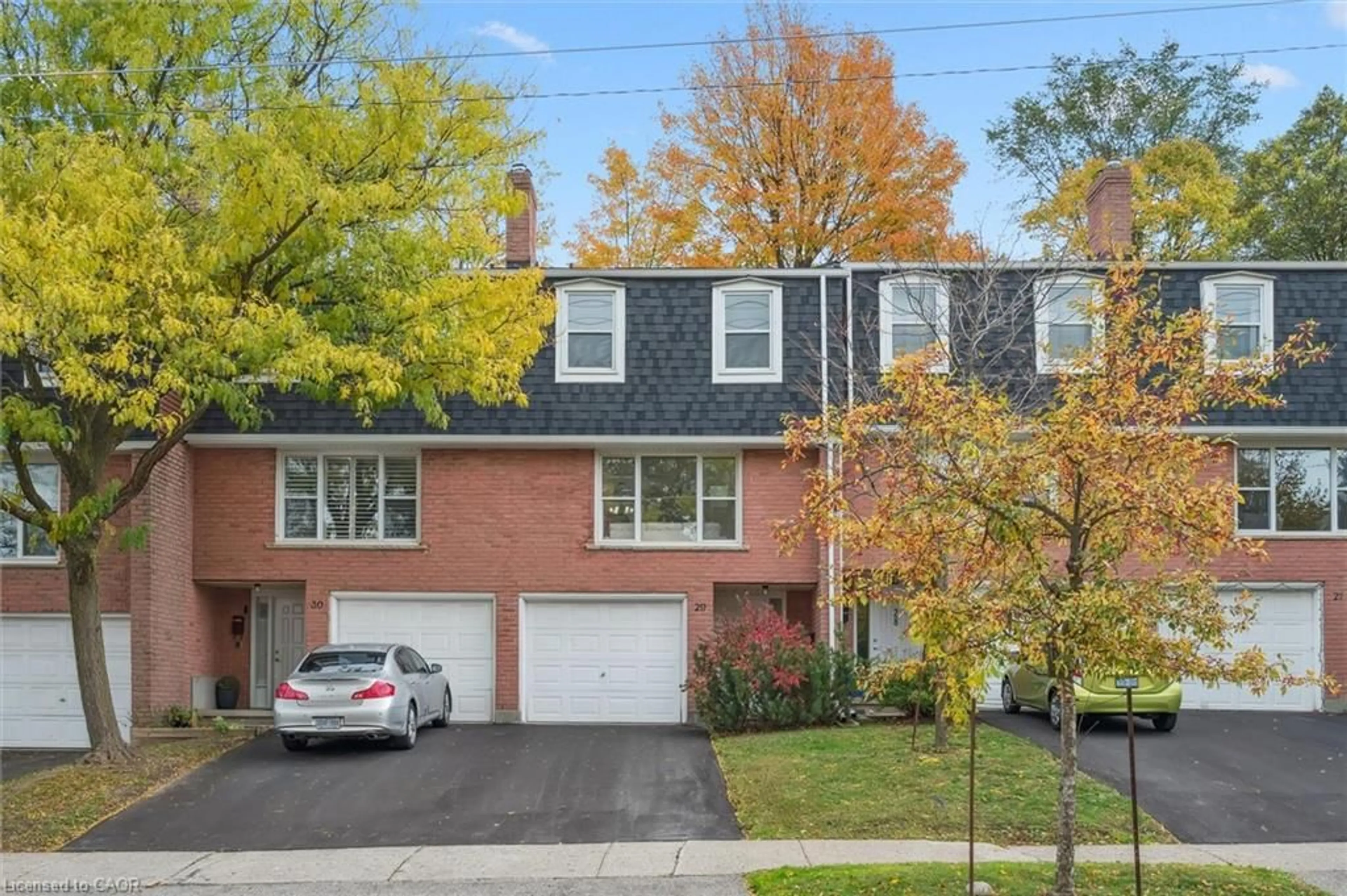 Home with brick exterior material, street for 100 Bluevale St #29, Waterloo Ontario N2J 4M9