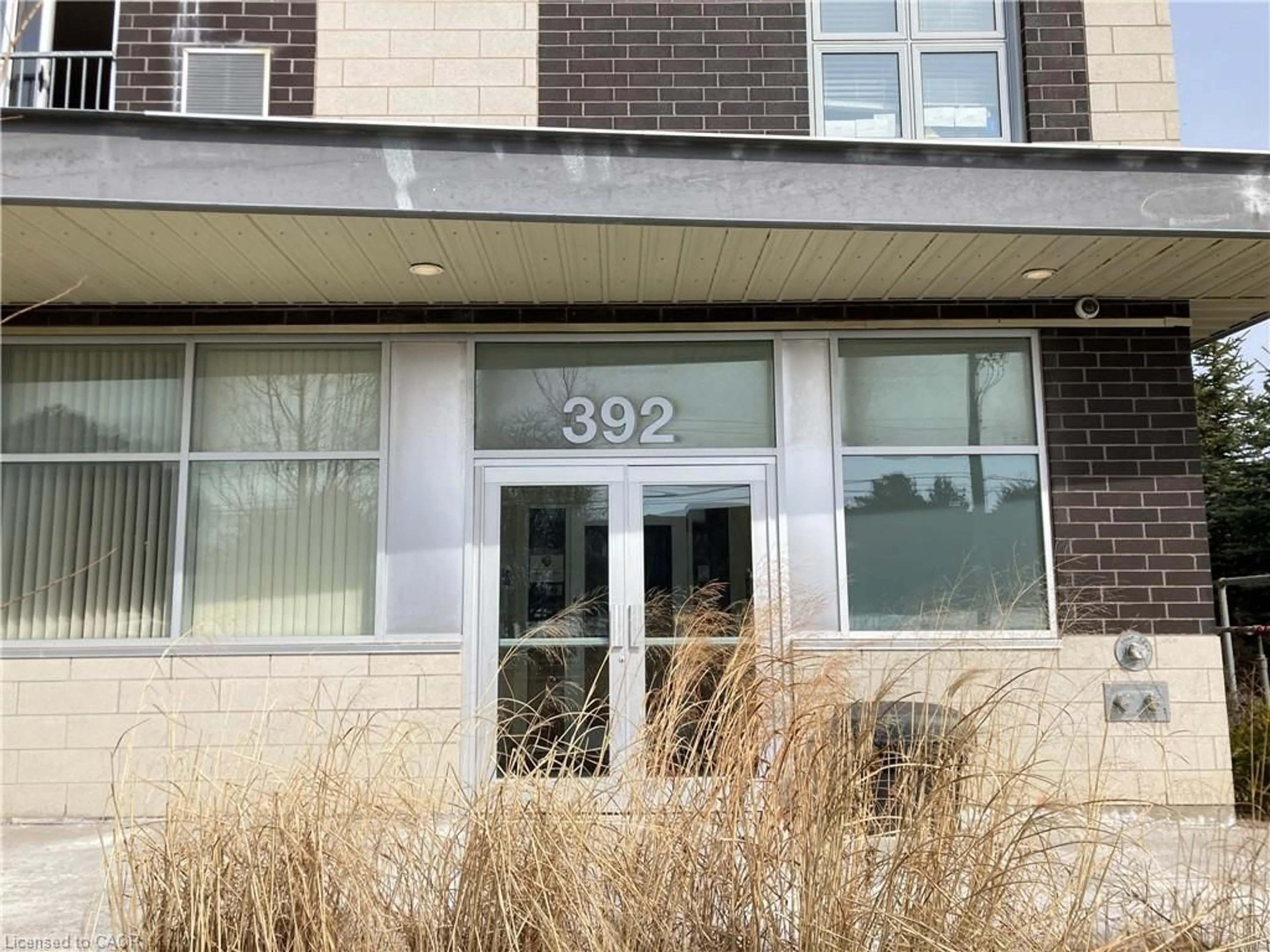 Unknown for 392 Albert St #302, Waterloo Ontario N2L 3V1