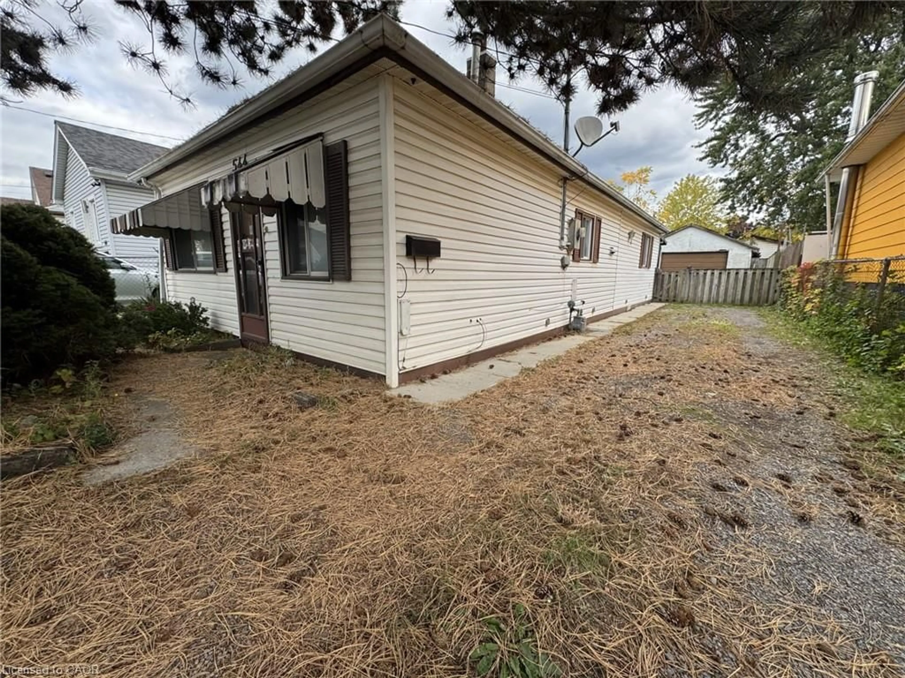 Unknown for 544 Quebec St, Hamilton Ontario L8H 6V4