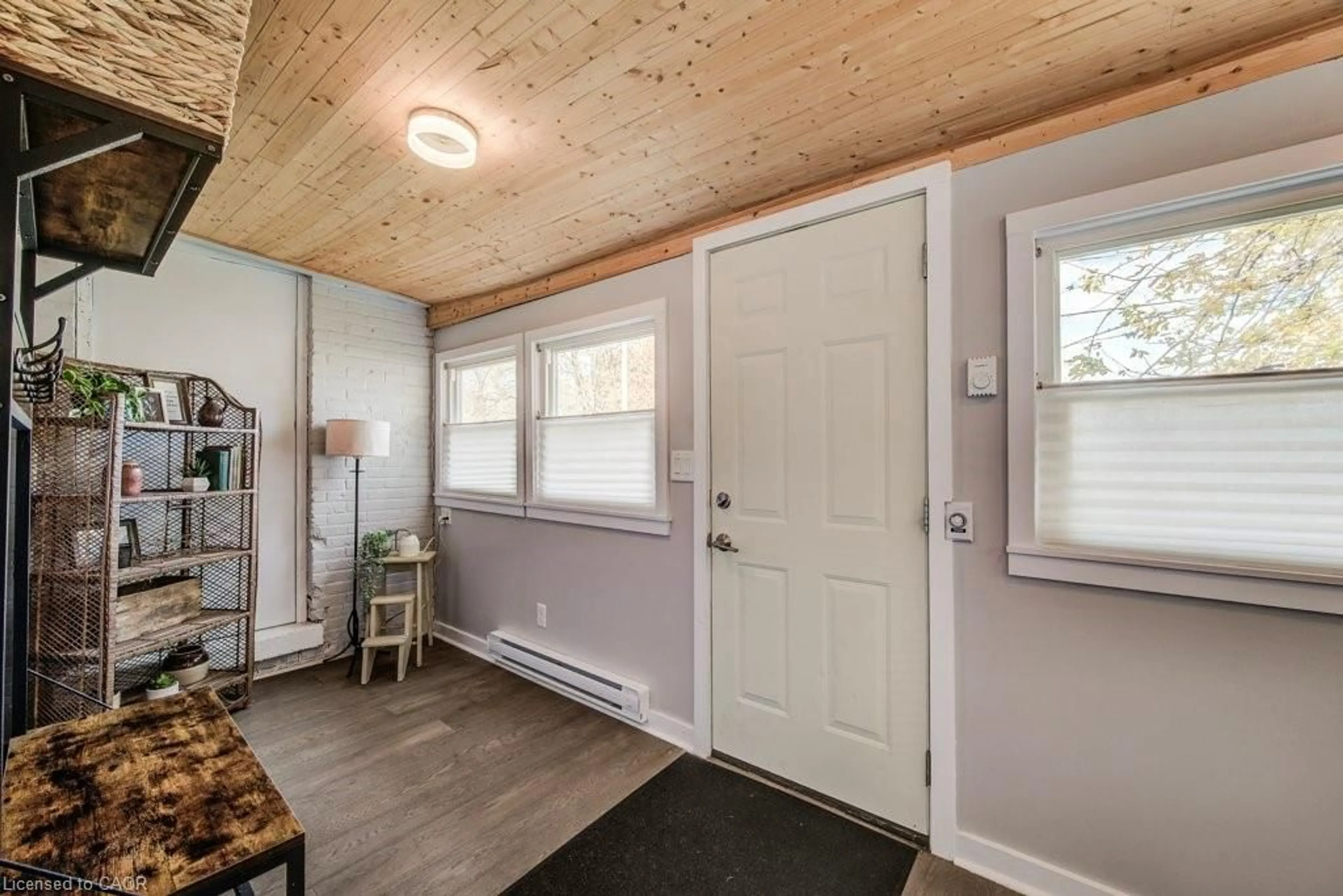 Indoor entryway for 53 Maddison St, Monkton Ontario N0K 1P0