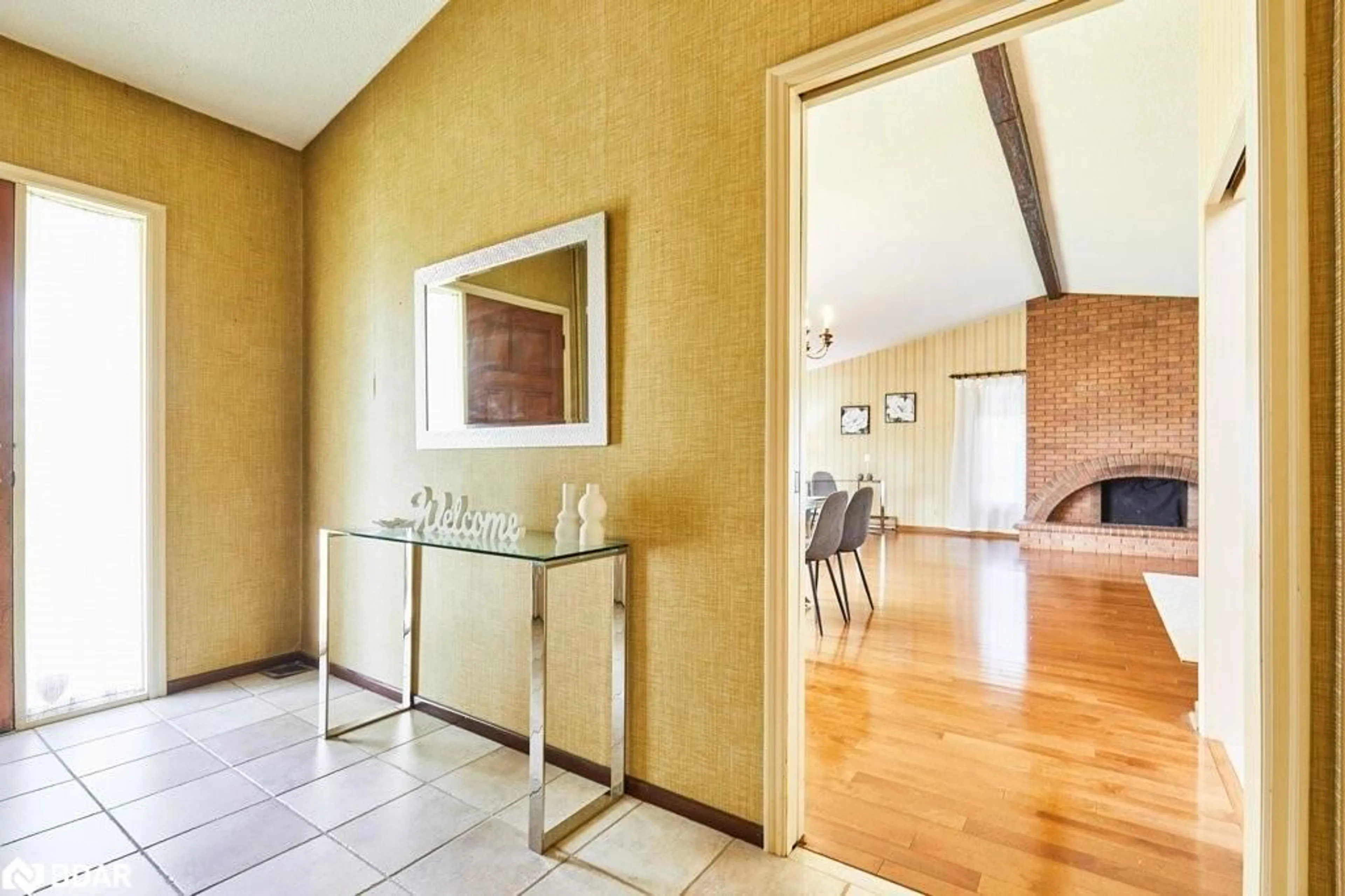 Indoor foyer for 1 Goodland Gate, Scarborough Ontario M1S 1V4