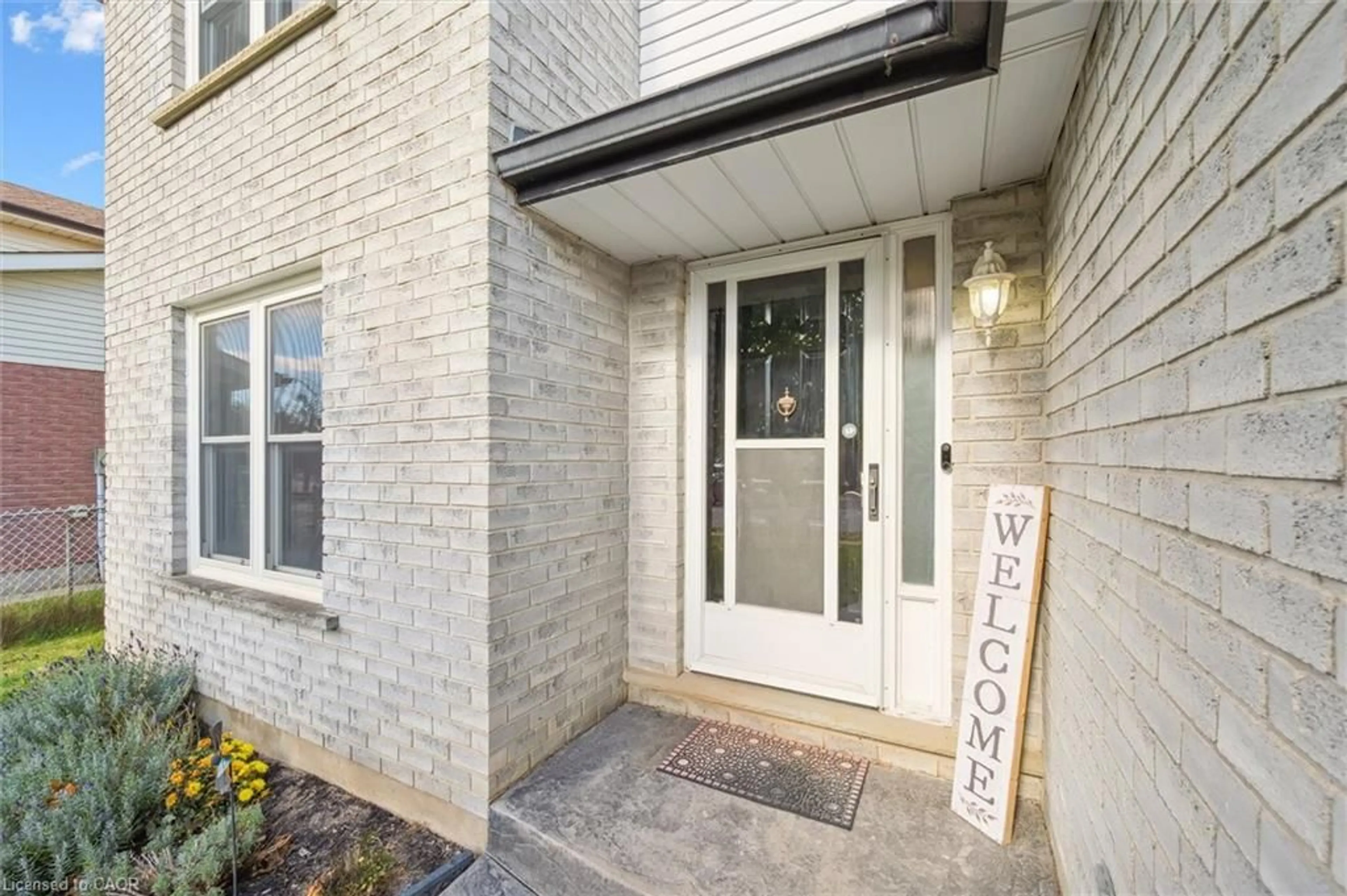 Unknown for 302 Conservation Dr, Waterloo Ontario N2V 1V5