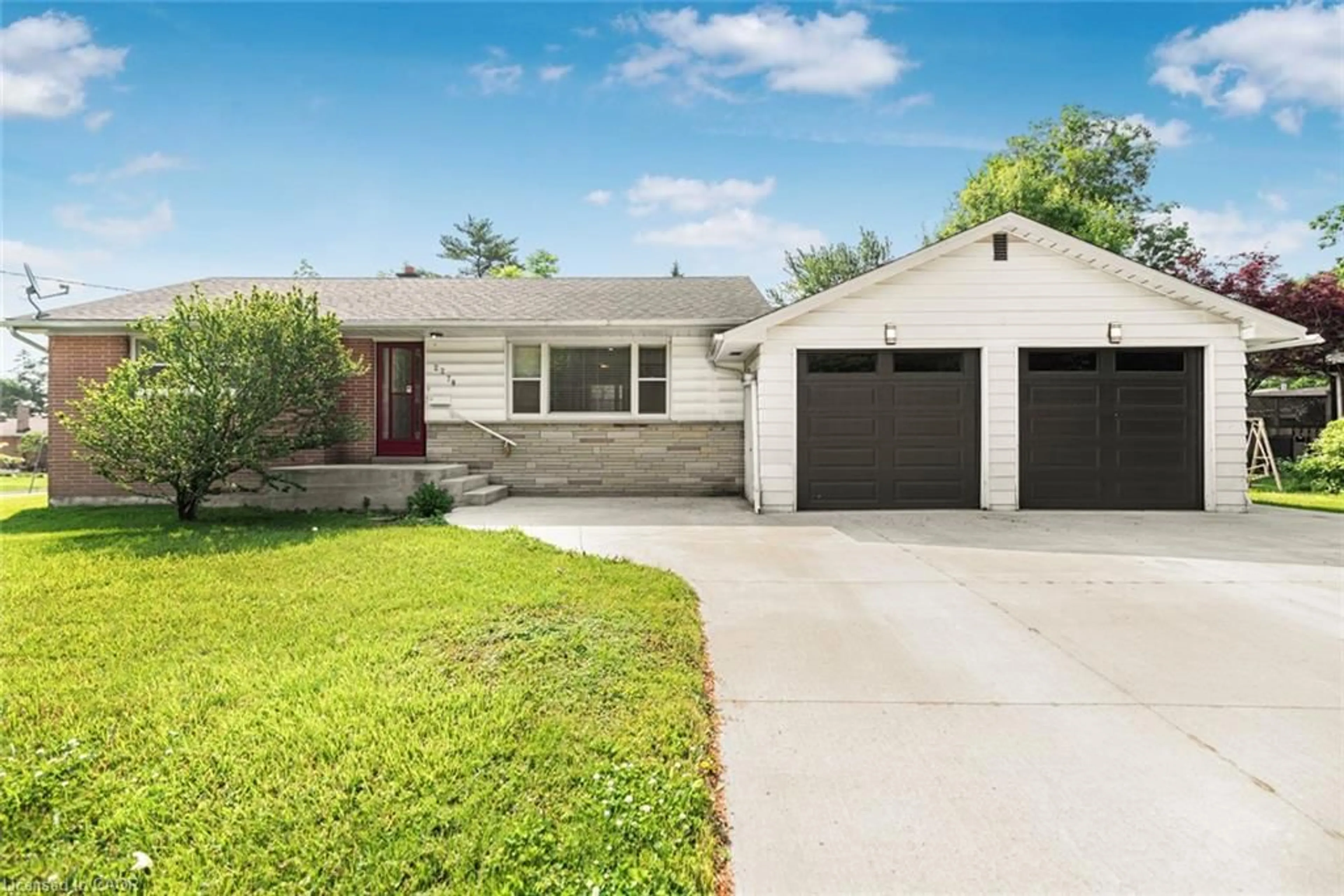 Home with brick exterior material, street for 2278 Mount Forest Dr, Burlington Ontario L7P 1J2