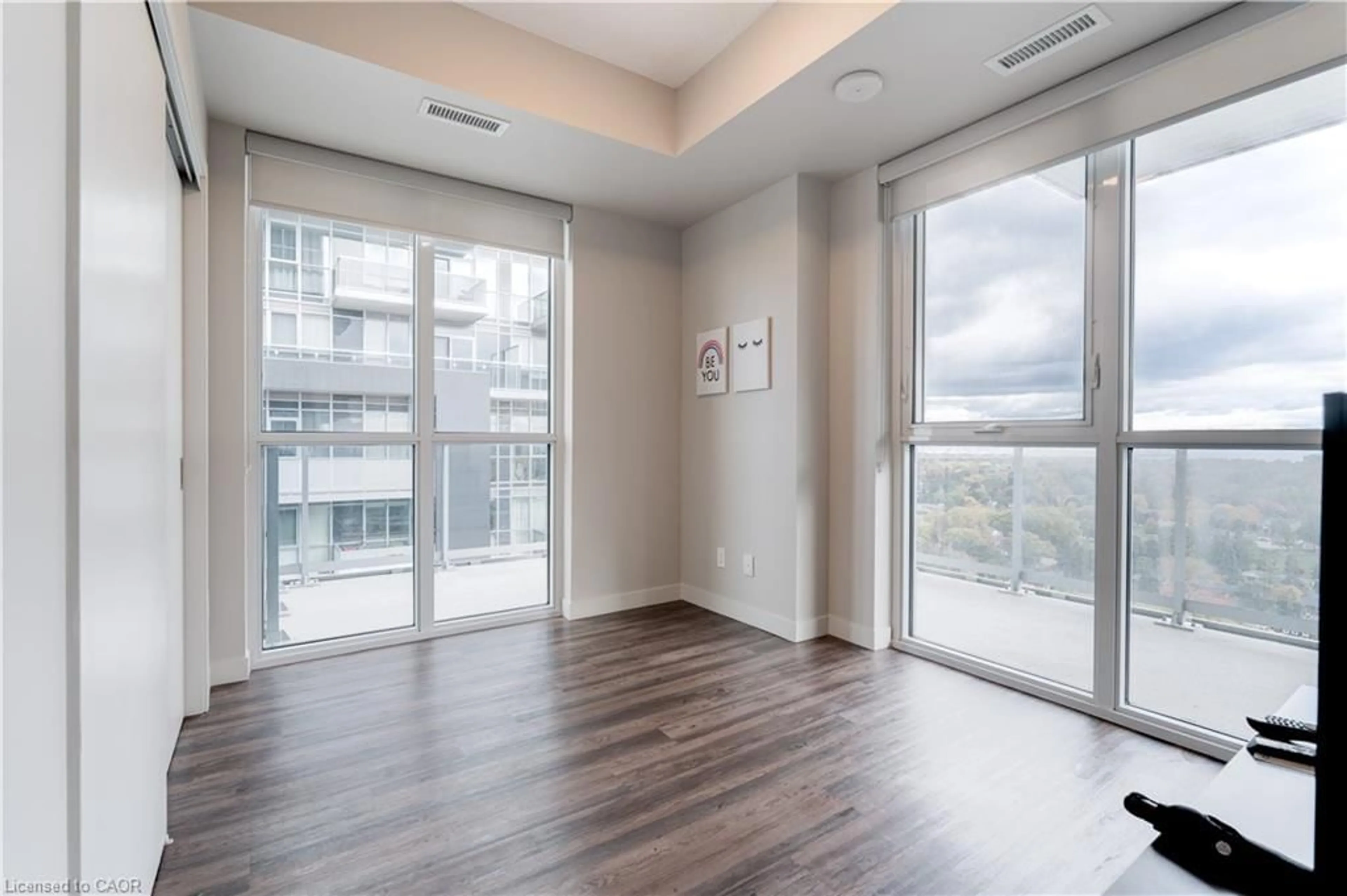 A pic of a room for 2081 Fairview St #1703, Burlington Ontario L7R 0E4