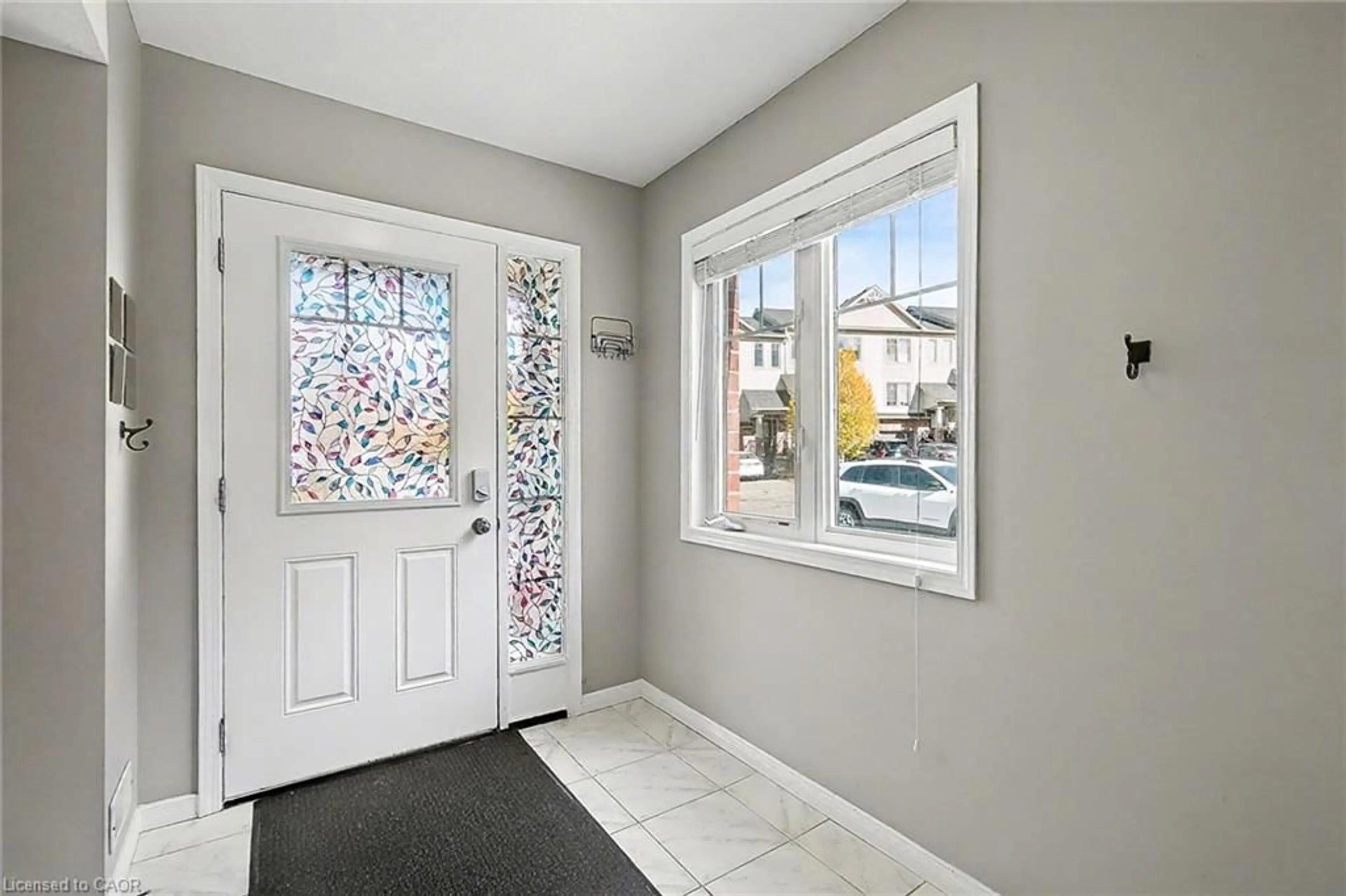 Indoor entryway for 750 Lawrence St #47, Cambridge Ontario N3H 0A9