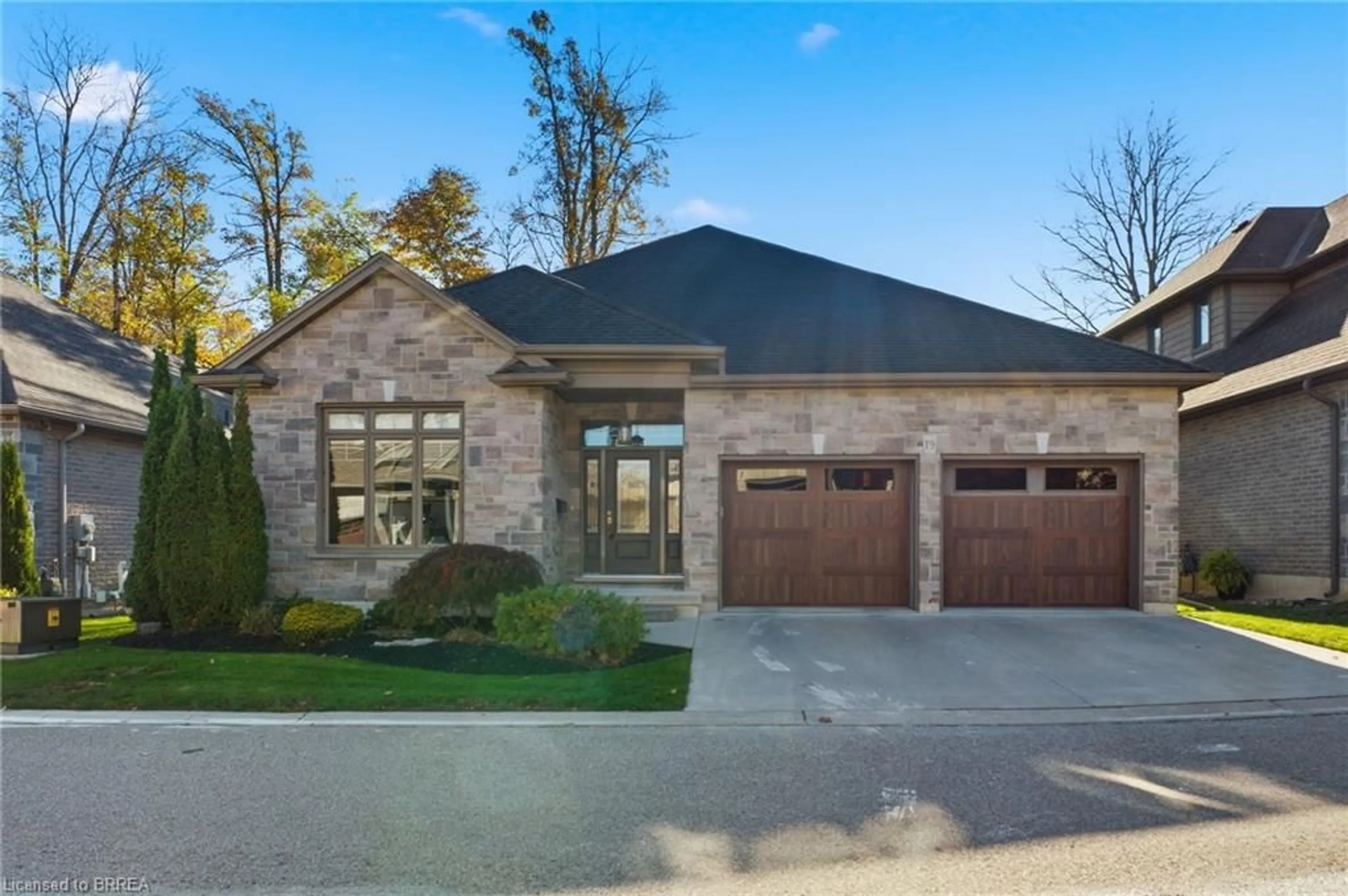 Home with brick exterior material, street for 158 Willow St #19, Paris Ontario N3L 0C5