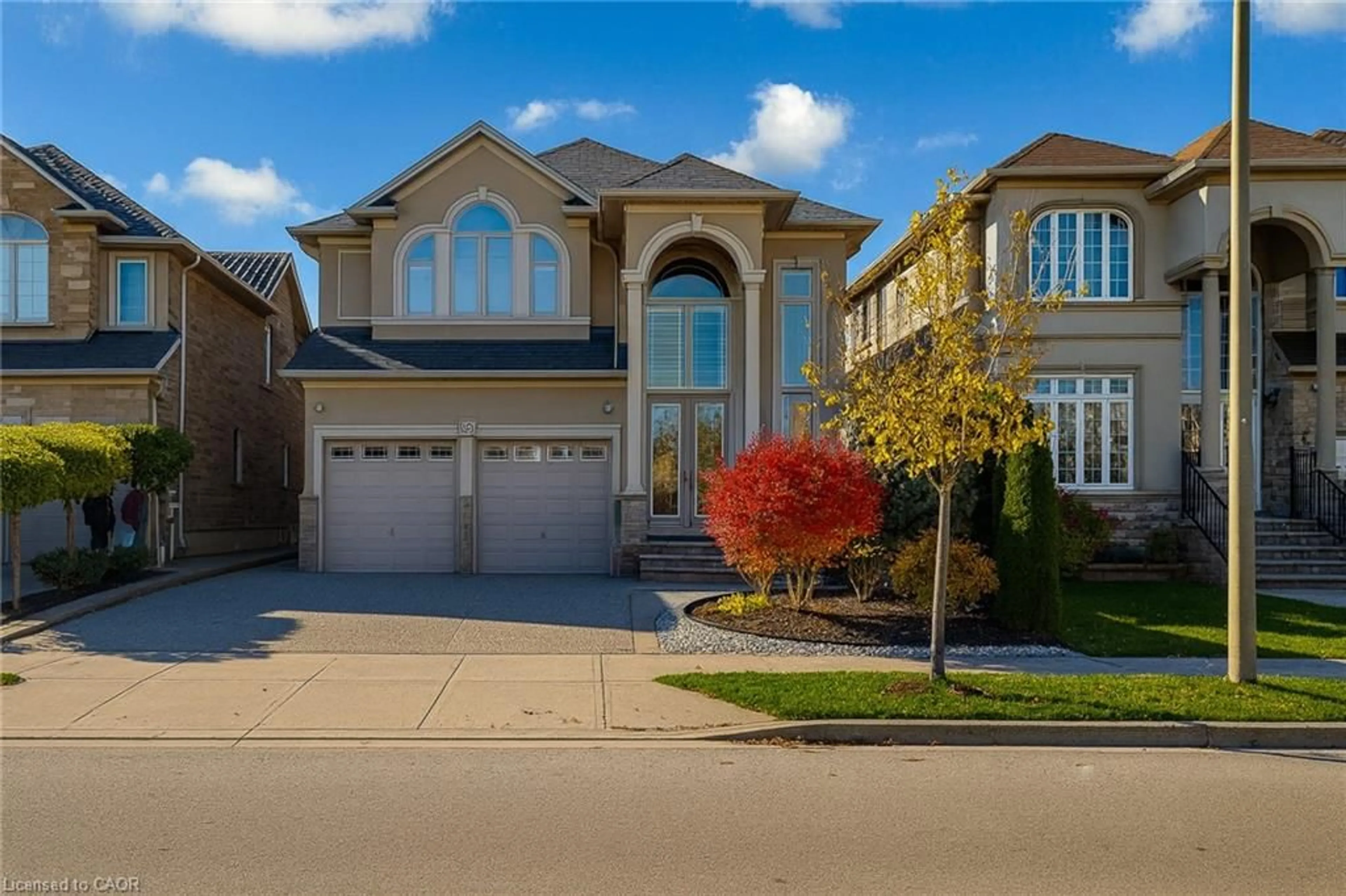 Home with brick exterior material, street for 158 Chambers Dr, Ancaster Ontario L9K 0J1