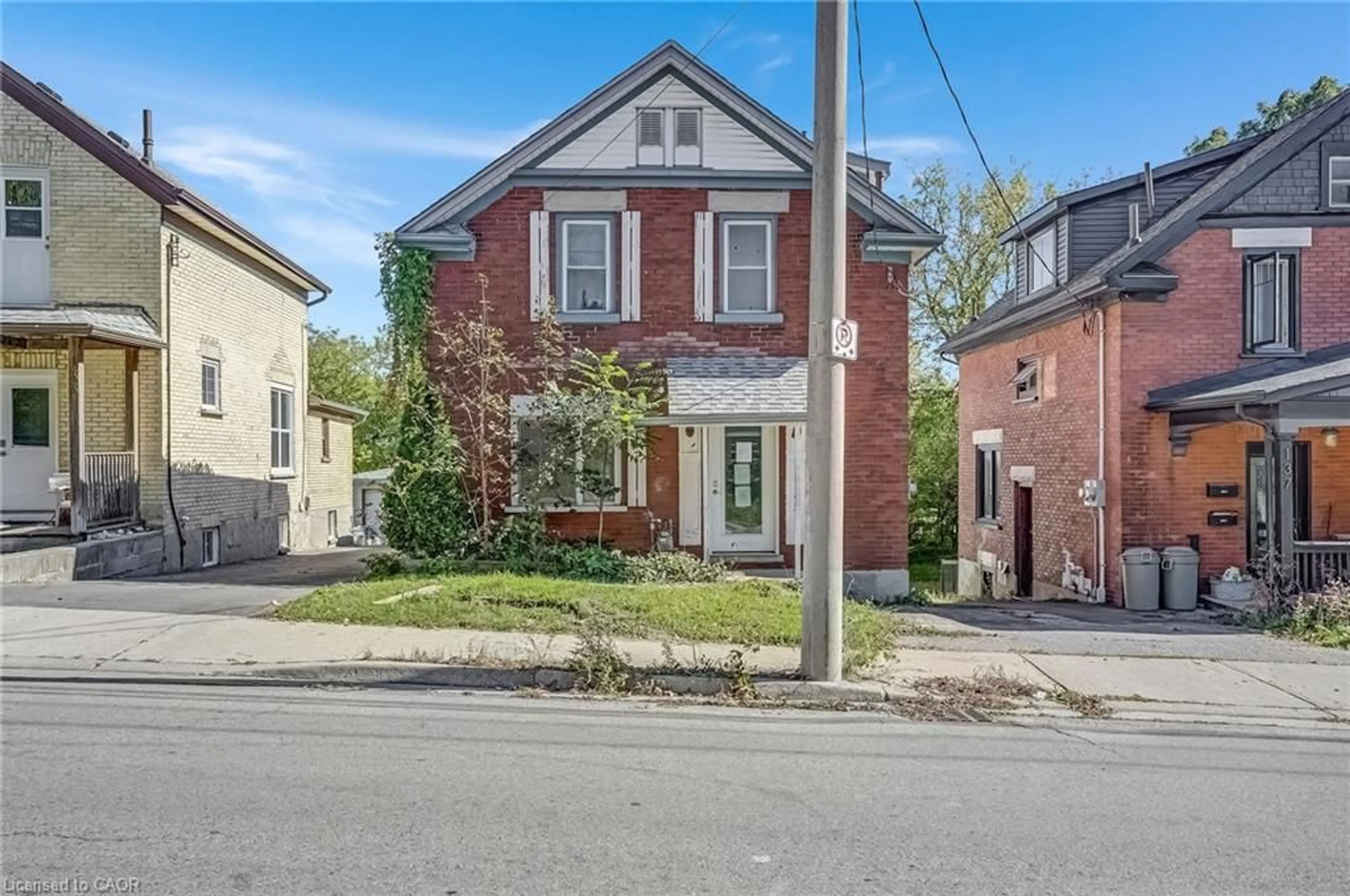 Home with brick exterior material, street for 135 Madison Ave, Kitchener Ontario N2G 3M4