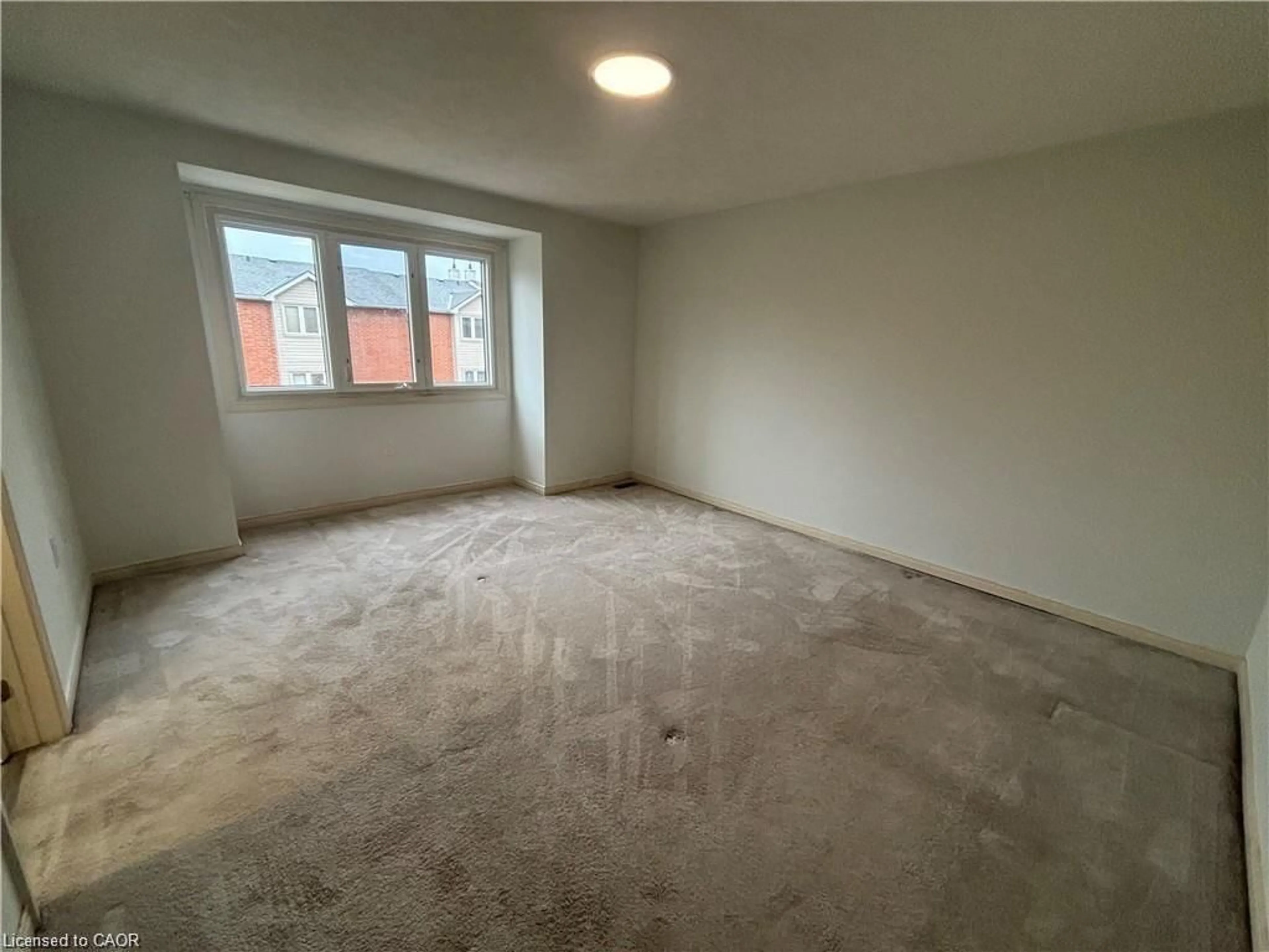 A pic of a room for 72 Stone Church Rd #46, Hamilton Ontario L9B 2H8