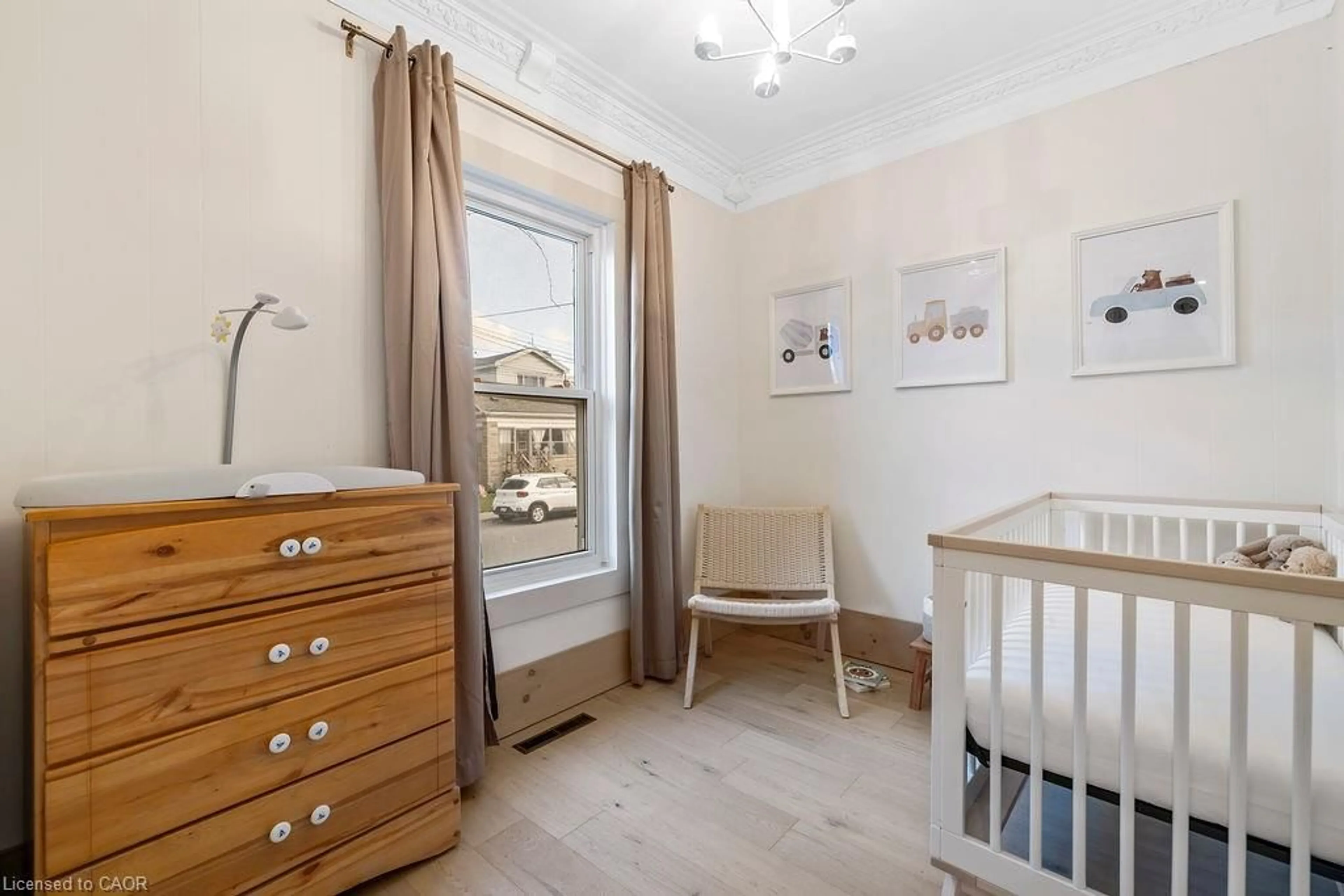 A pic of a room for 2 1/2 East 23rd St, Hamilton Ontario L8V 2W6