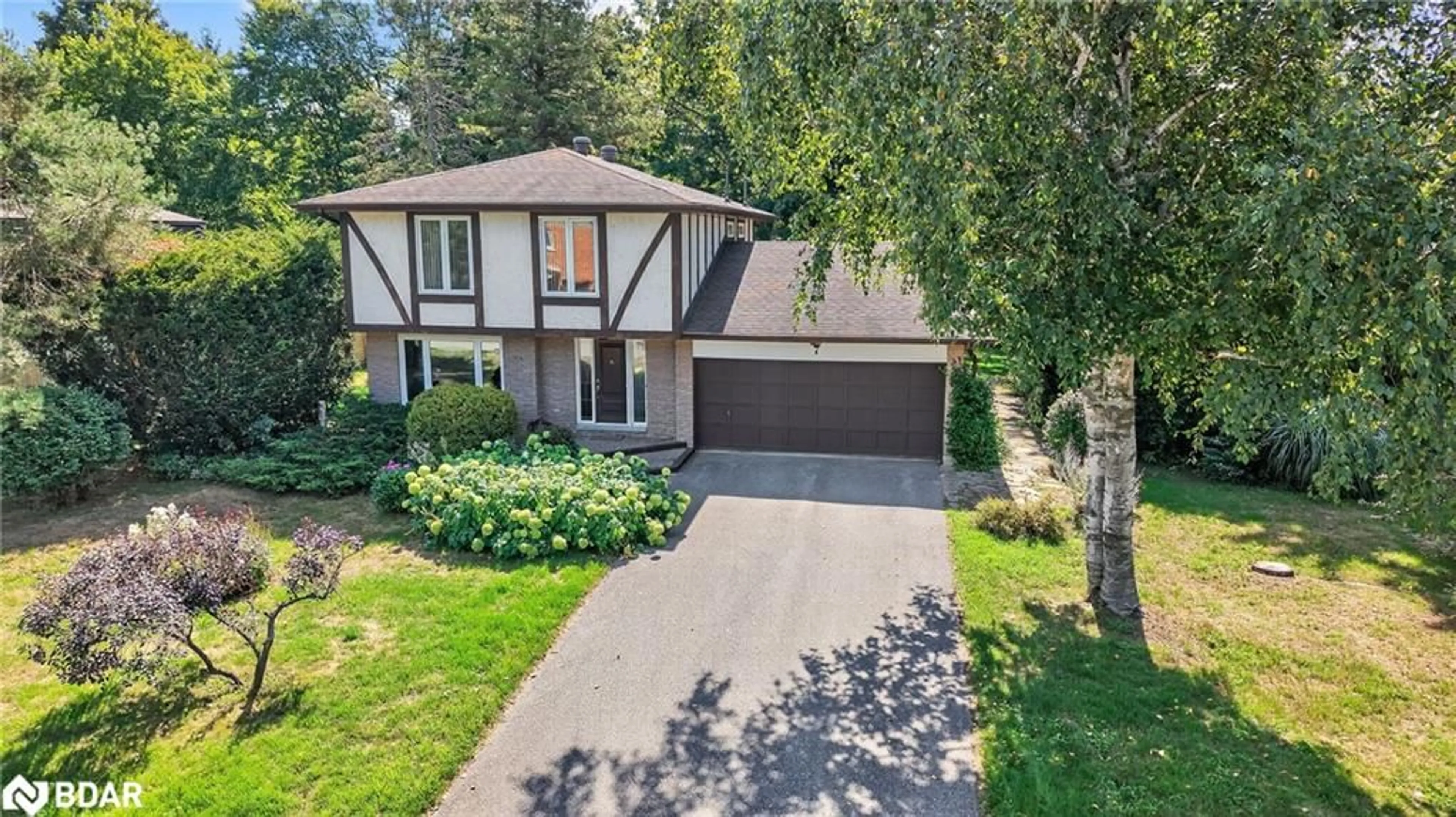 Unknown for 7 Maplecrest Rd, Midhurst Ontario L9X 0P8