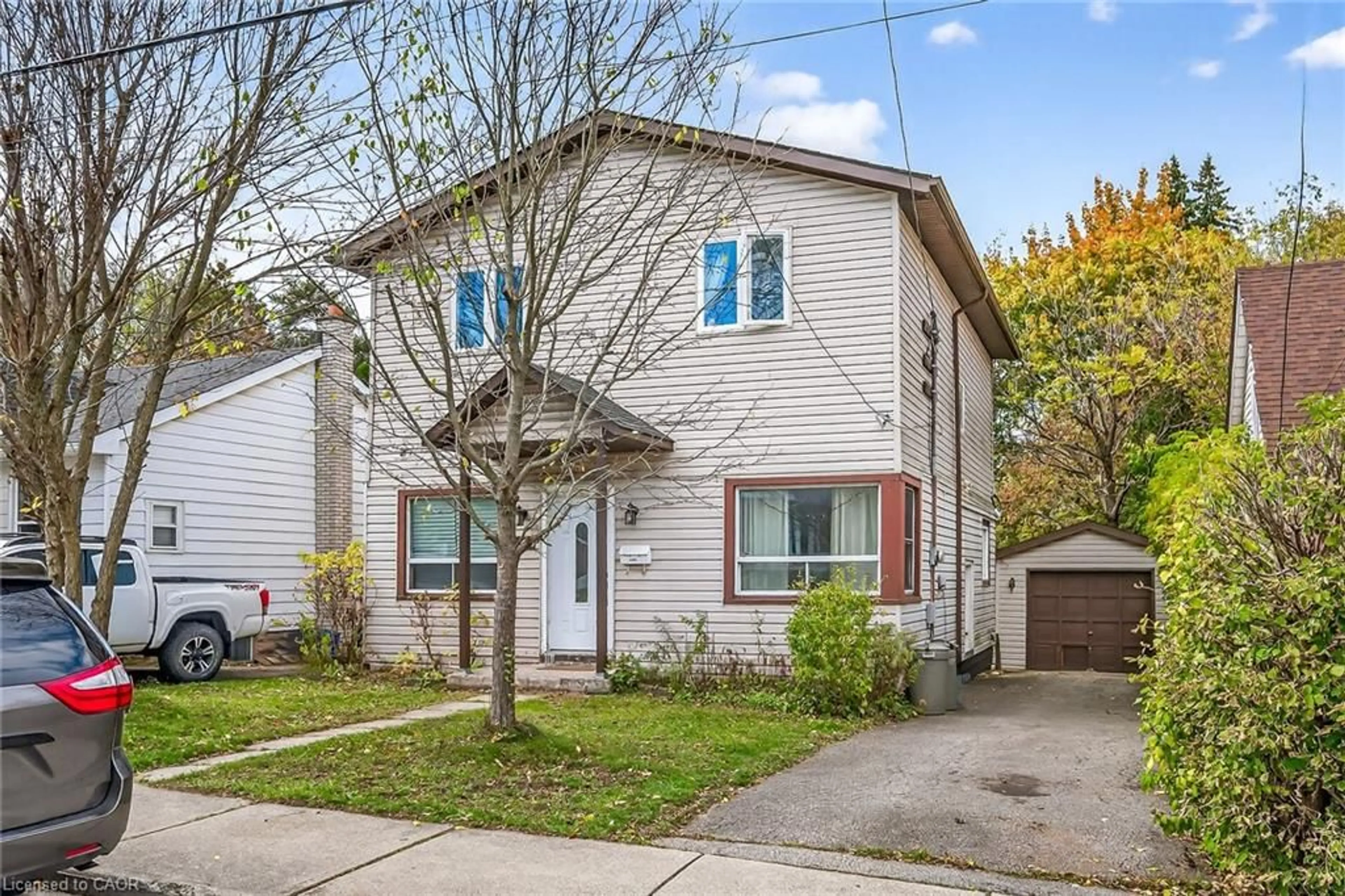 Home with brick exterior material, street for 230 Broadway Ave, Hamilton Ontario L8S 2W6