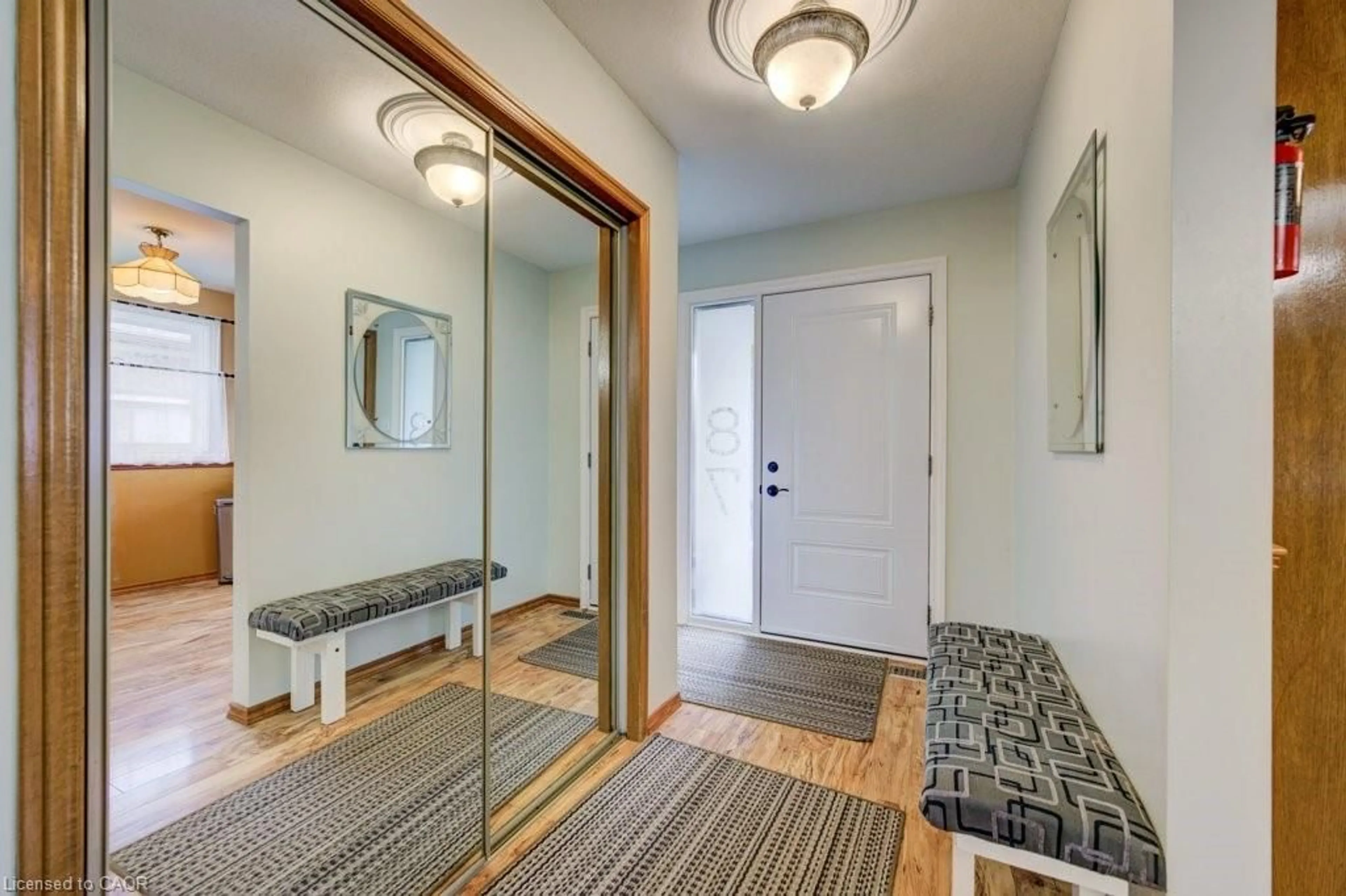 Indoor entryway for 87 Southwood Dr, Cambridge Ontario N1S 3S3