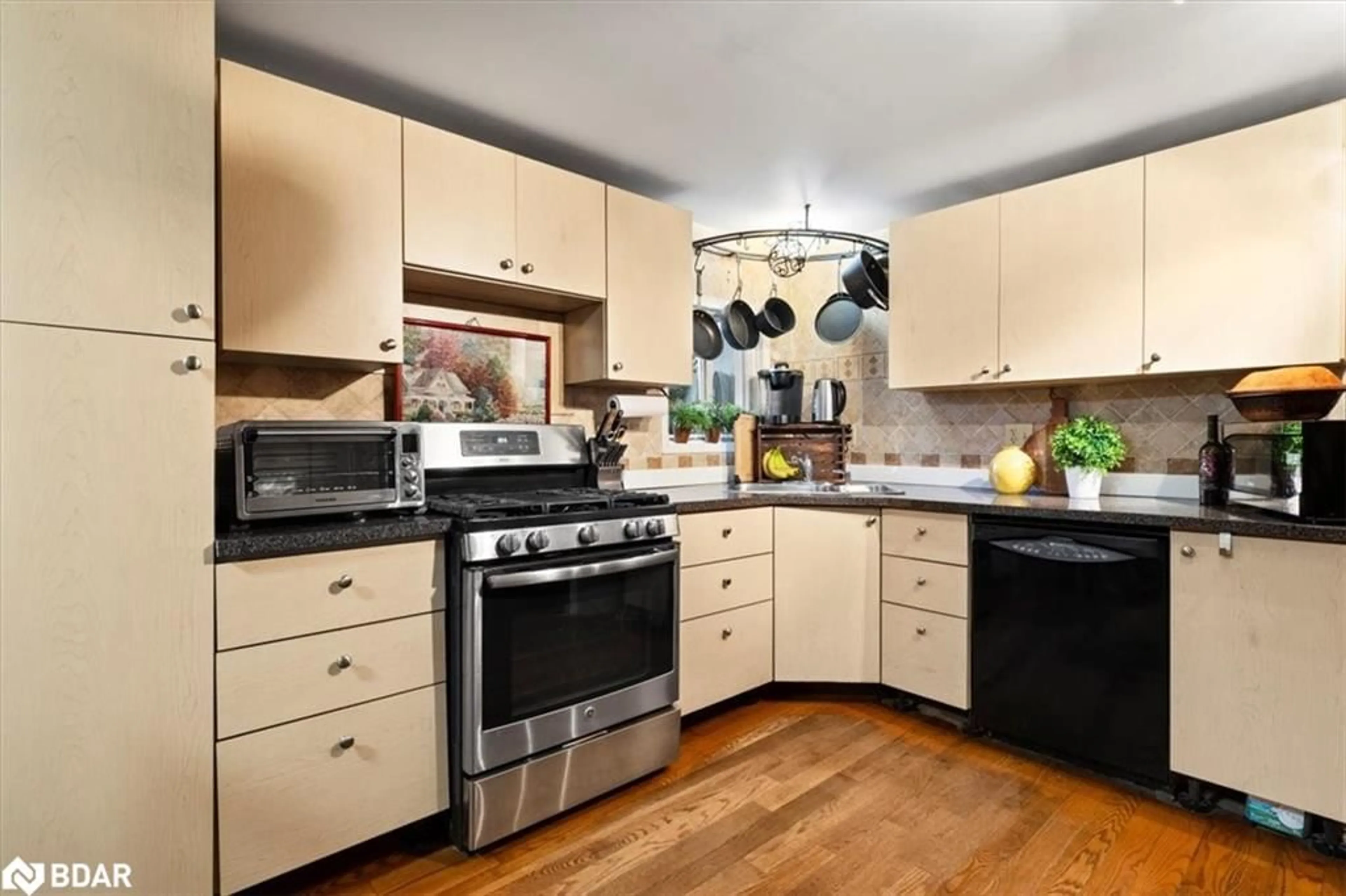 Standard kitchen, unknown for 180118 Grey Road 9 Rd, Dundalk Ontario N0C 1B0