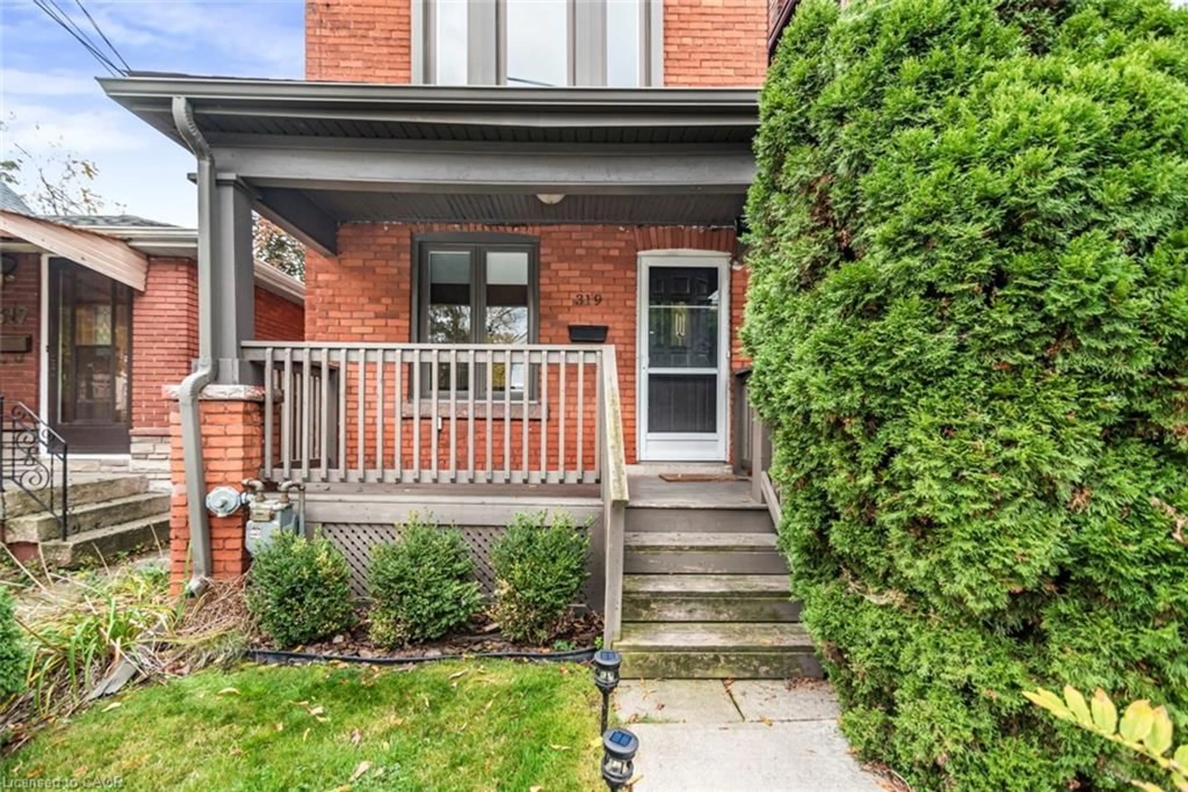 Home with brick exterior material, street for 319 Hunter St, Hamilton Ontario L8P 1S5
