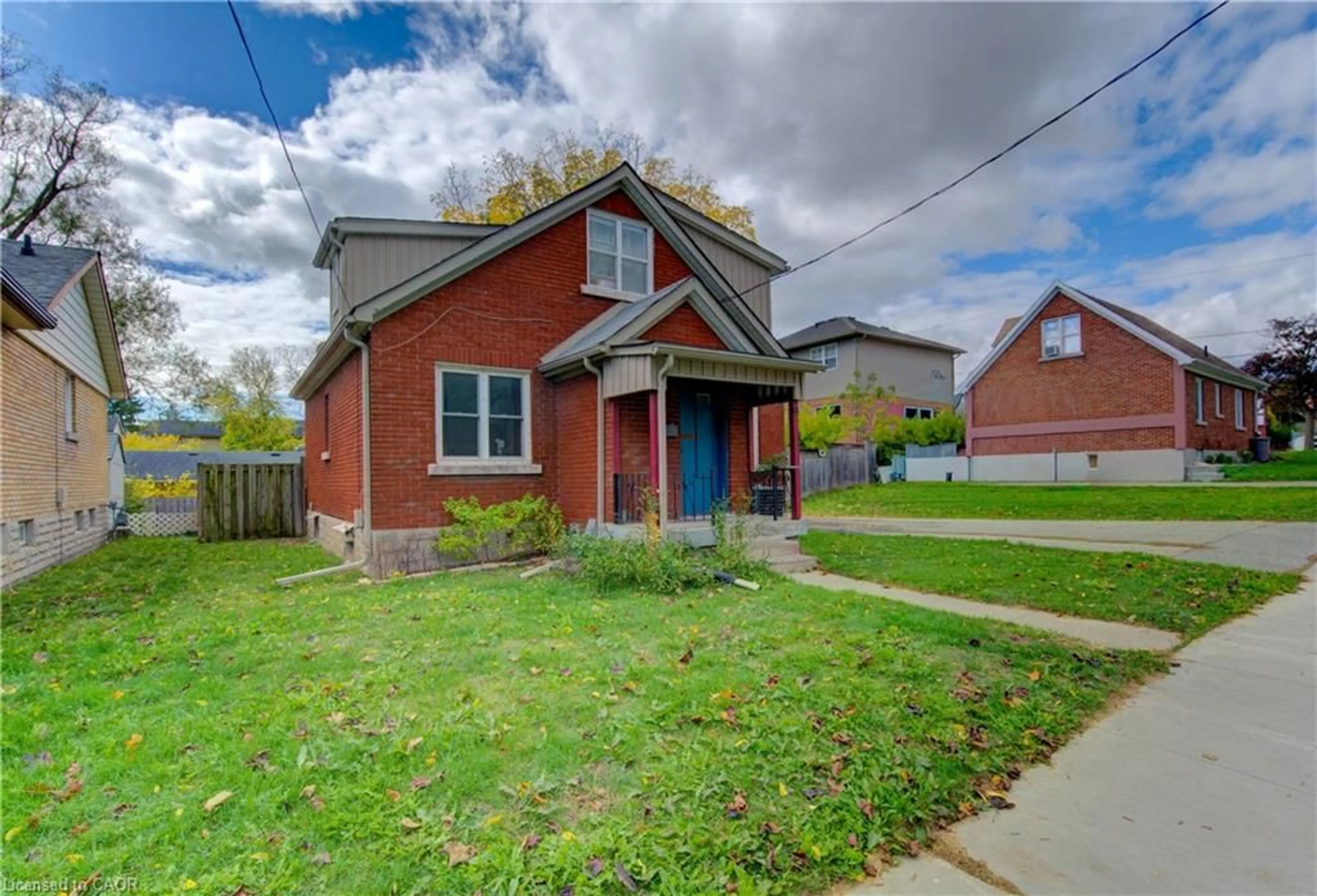 Home with brick exterior material, street for 9 Kehl St, Kitchener Ontario N2M 3T8