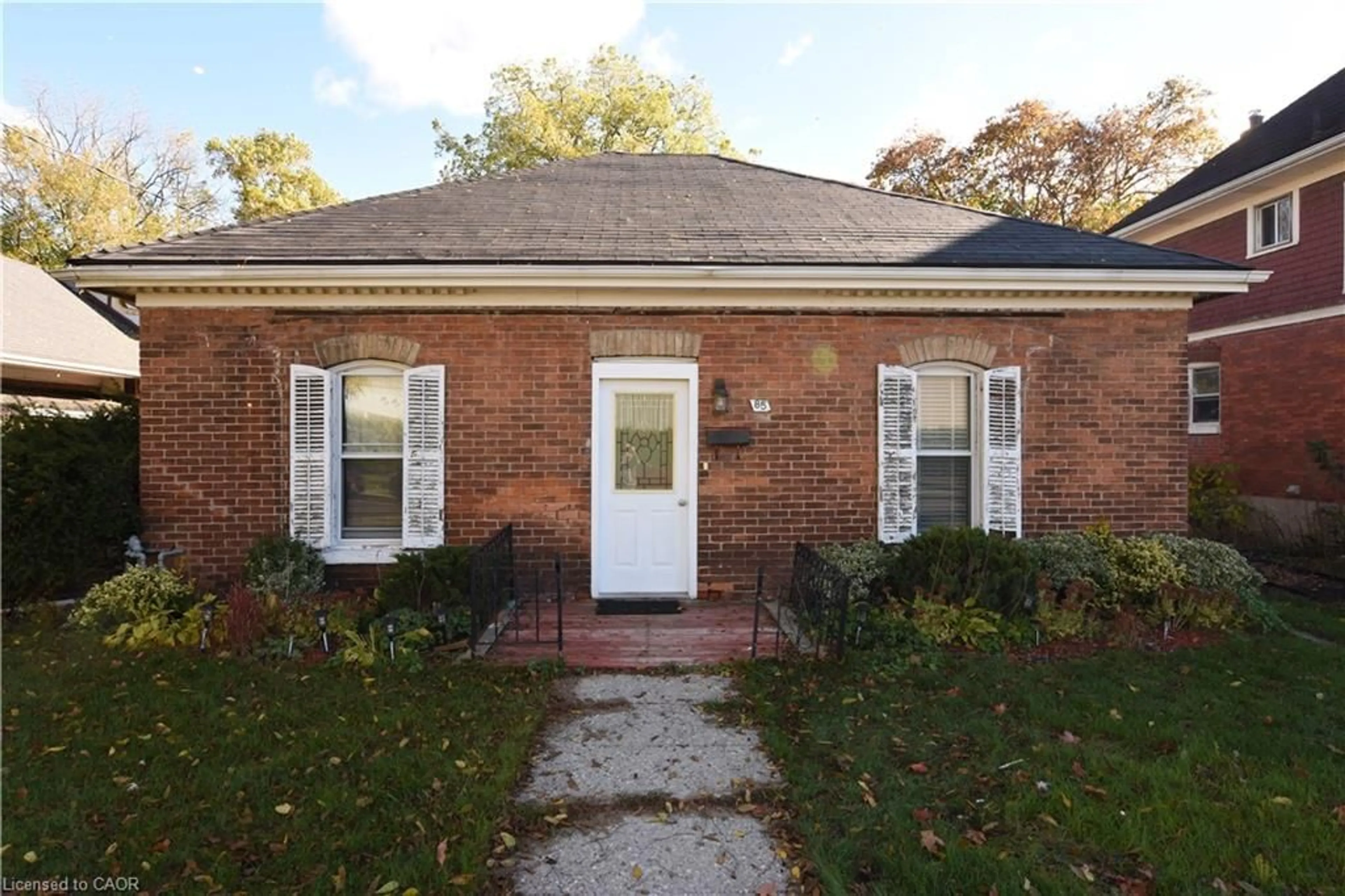 Home with brick exterior material, street for 85 Head St, Simcoe Ontario N3Y 3X3