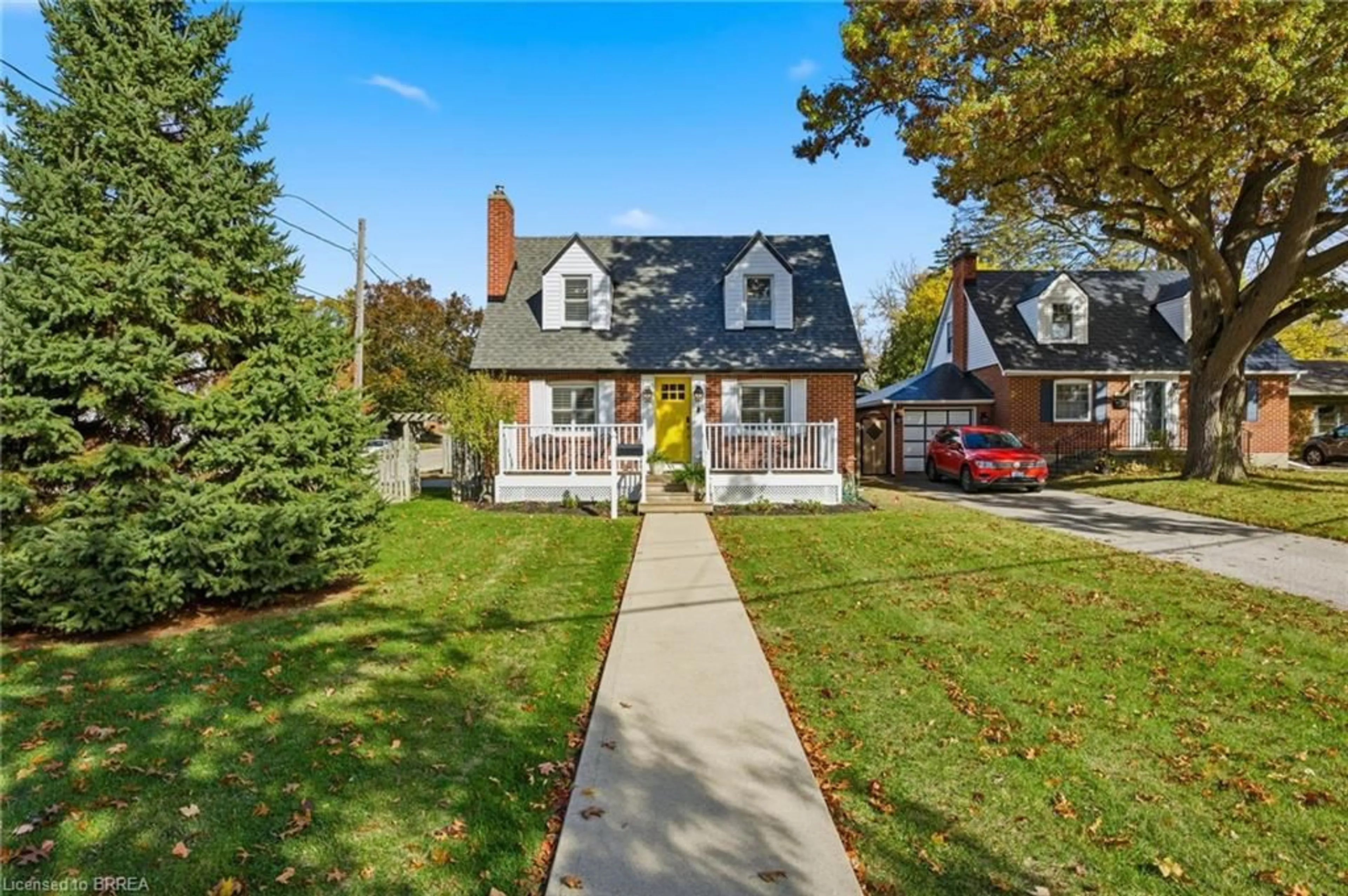 Home with brick exterior material, street for 327 Terrace Hill St, Brantford Ontario N3R 1H4