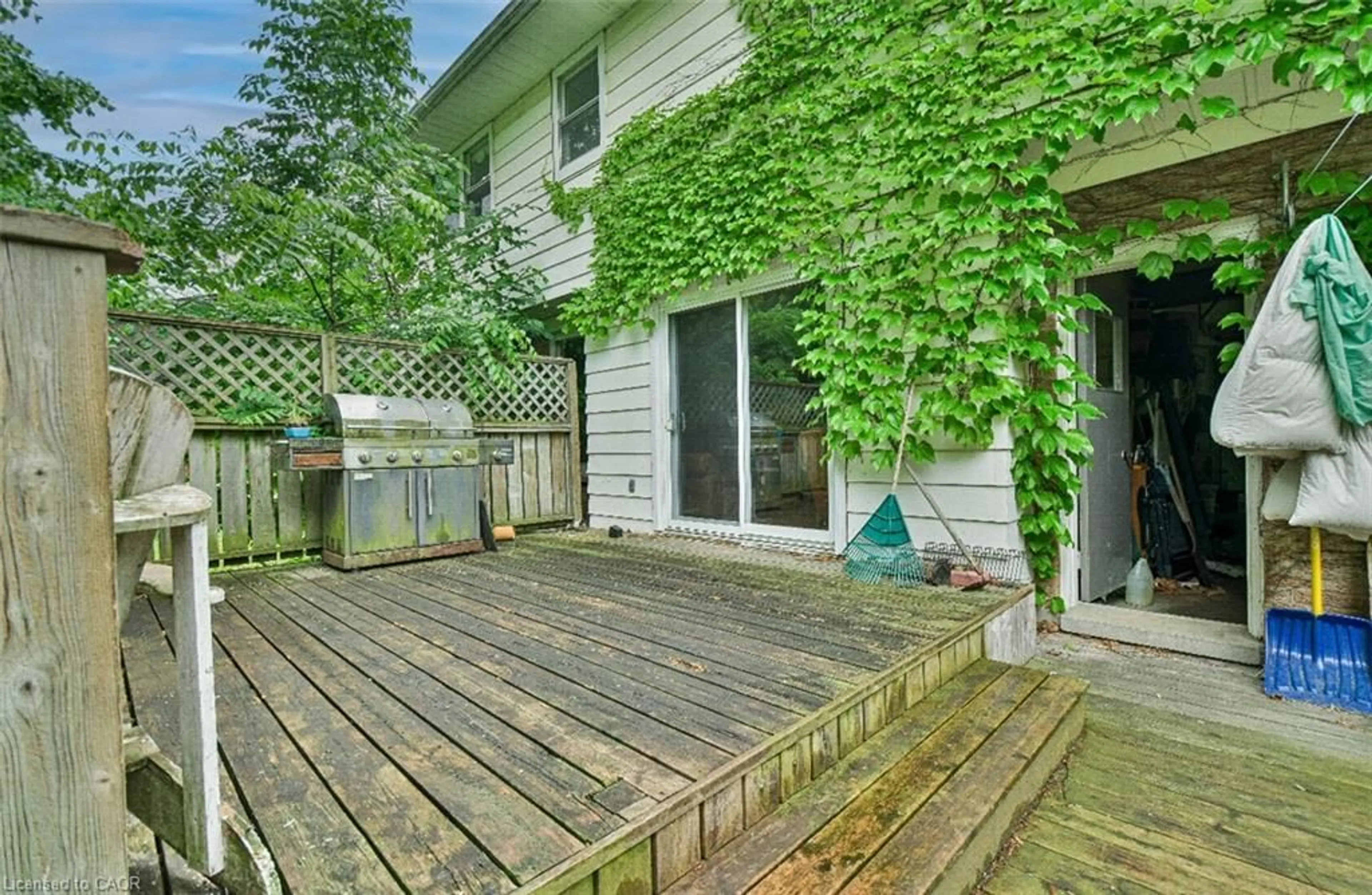 Patio, unknown for 46 Birchcliff Ave, Kitchener Ontario N2M 4V6