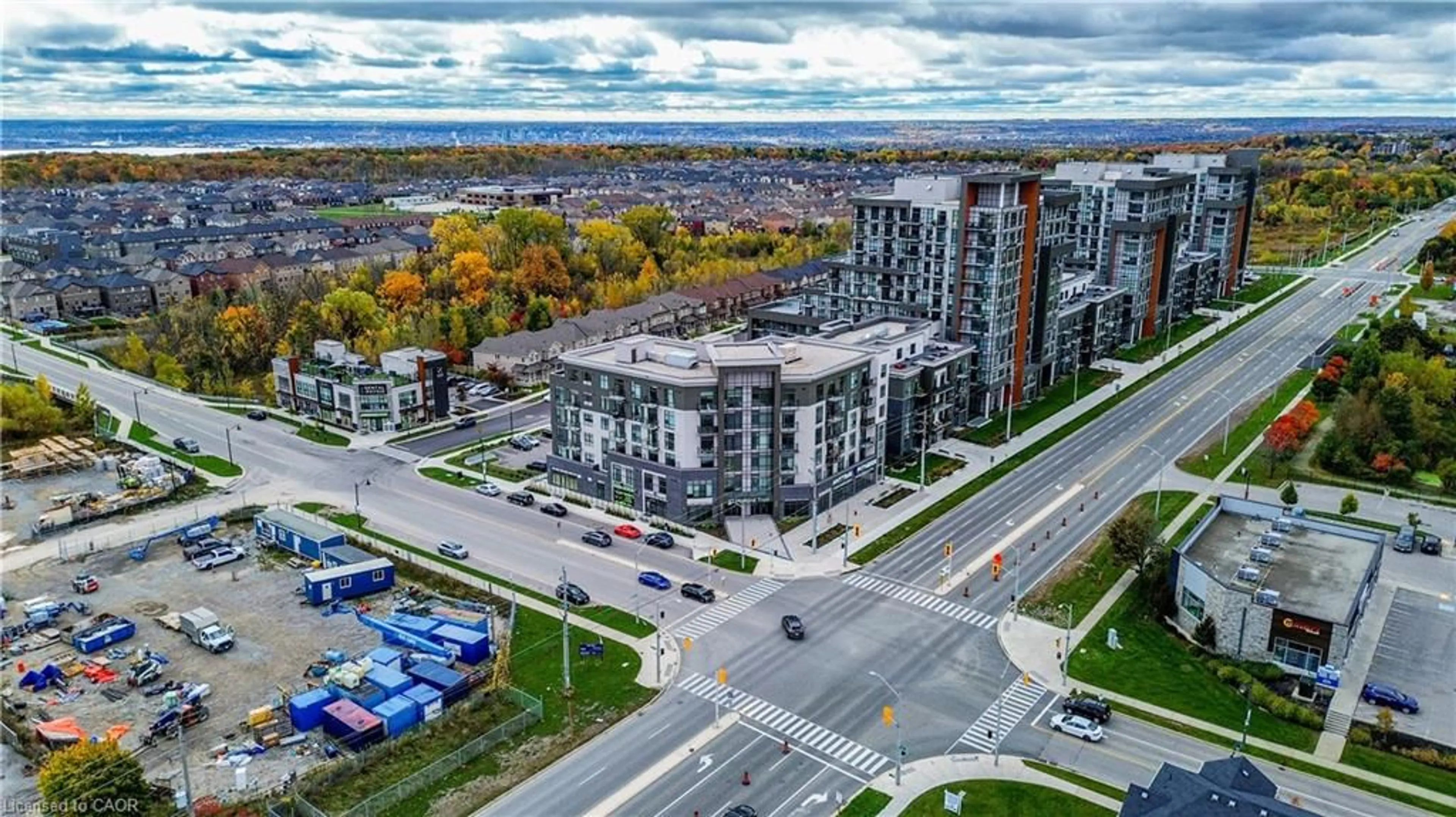 A pic from outside/outdoor area/front of a property/back of a property/a pic from drone, city buildings view from balcony for 10 Mallard Trail #434, Waterdown Ontario L8B 2A7