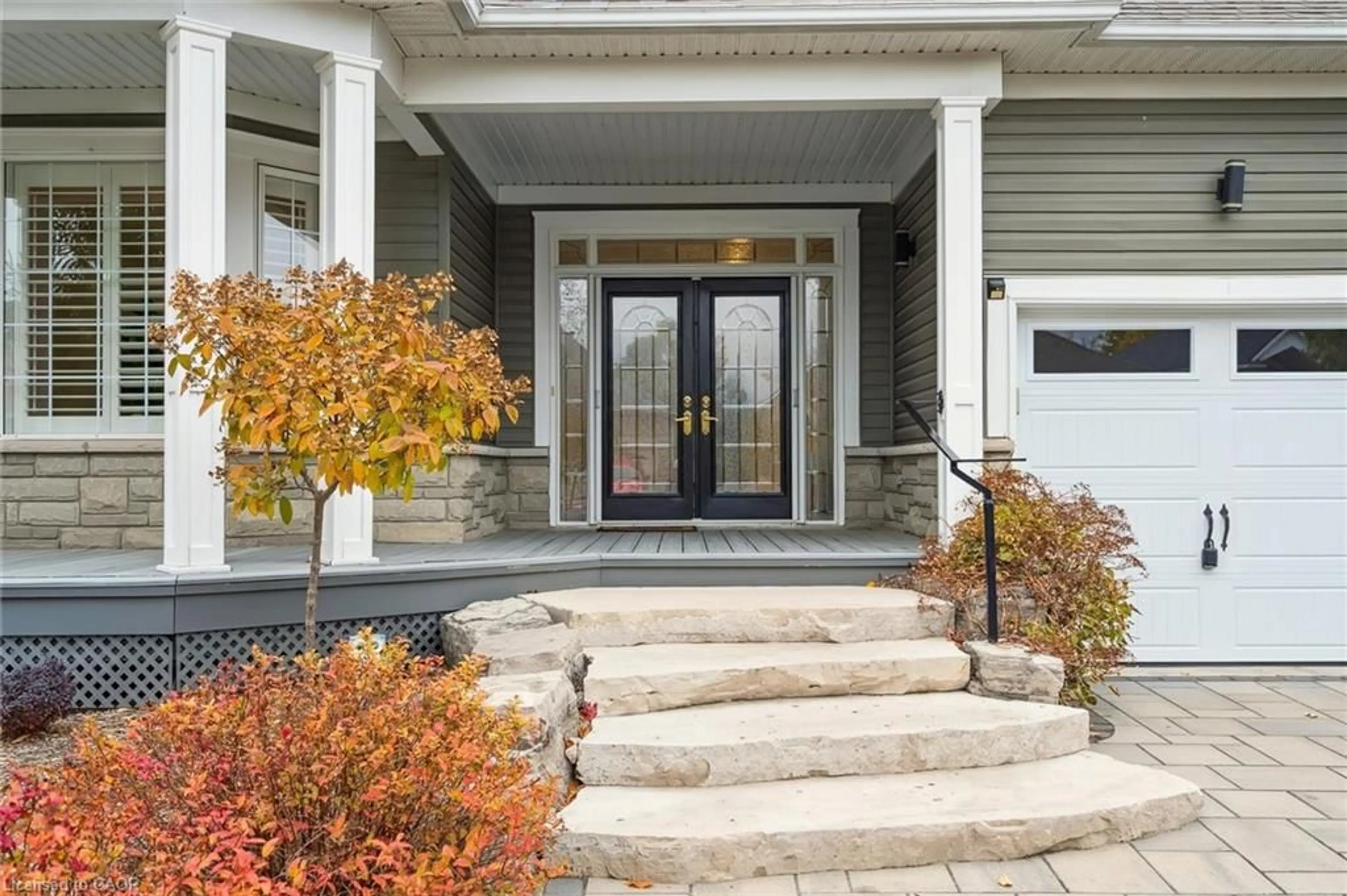 Indoor entryway for 188 Ridge Rd, Rockwood Ontario N0B 2K0