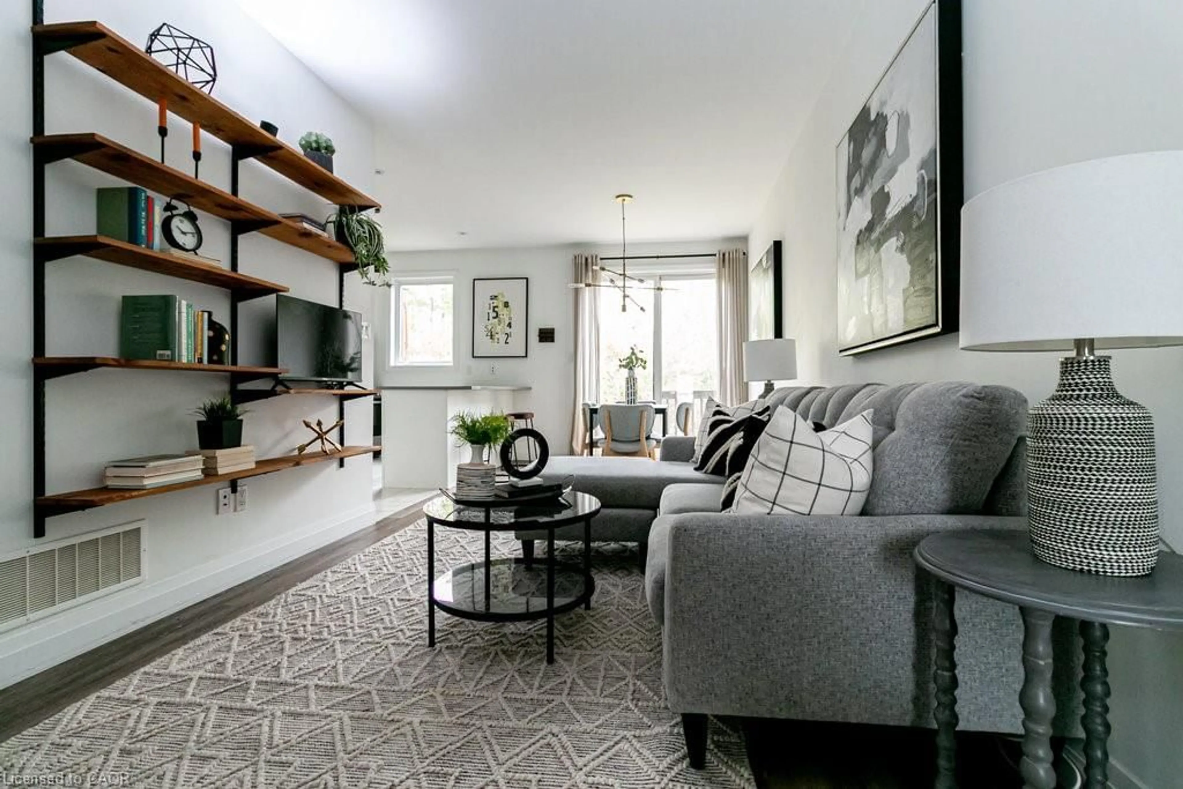 Living room with furniture, unknown for 290 Barton St #30, Hamilton Ontario L8R 3P3