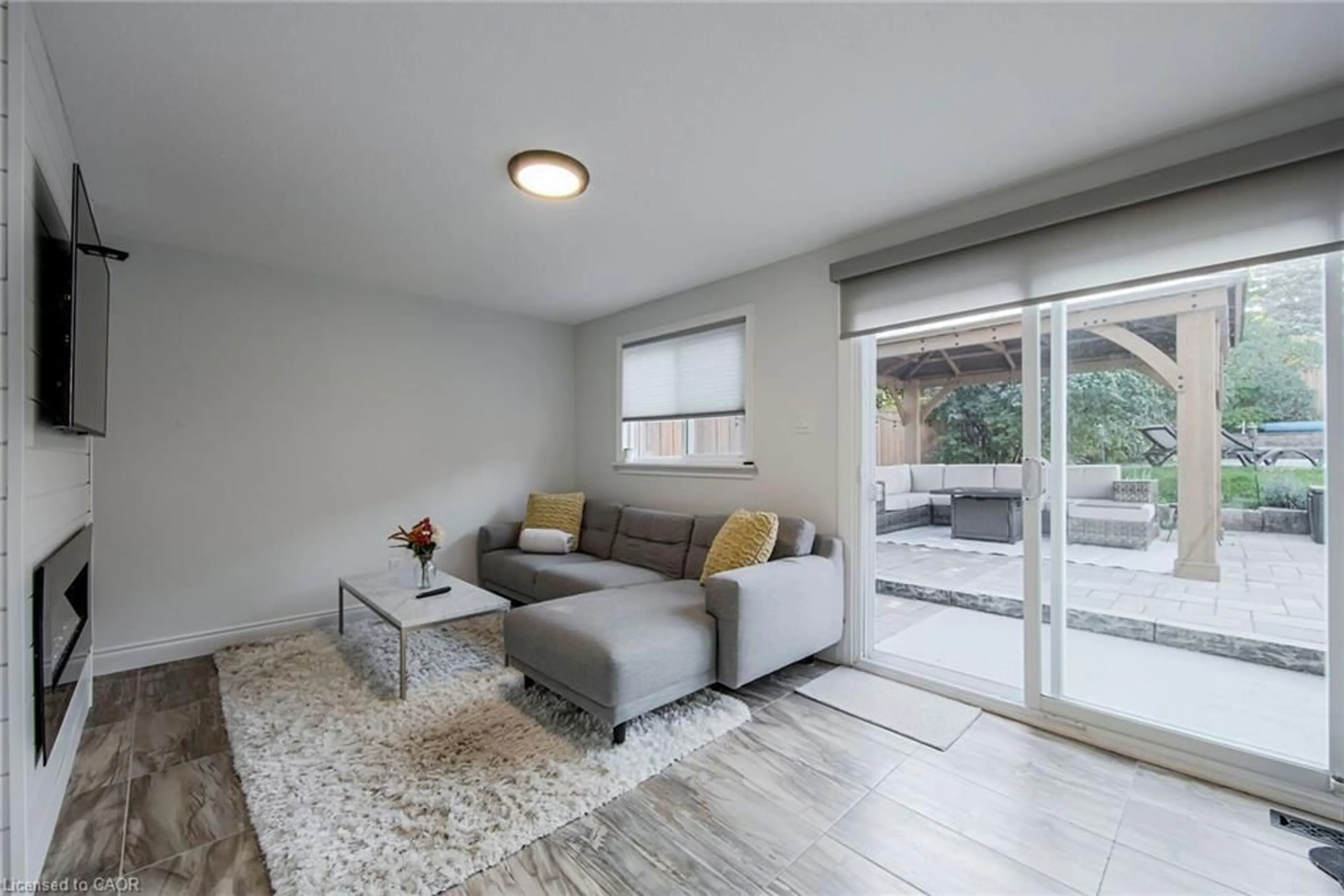 Living room with furniture, unknown for 7 Brown St, Tottenham Ontario L0G 1W0