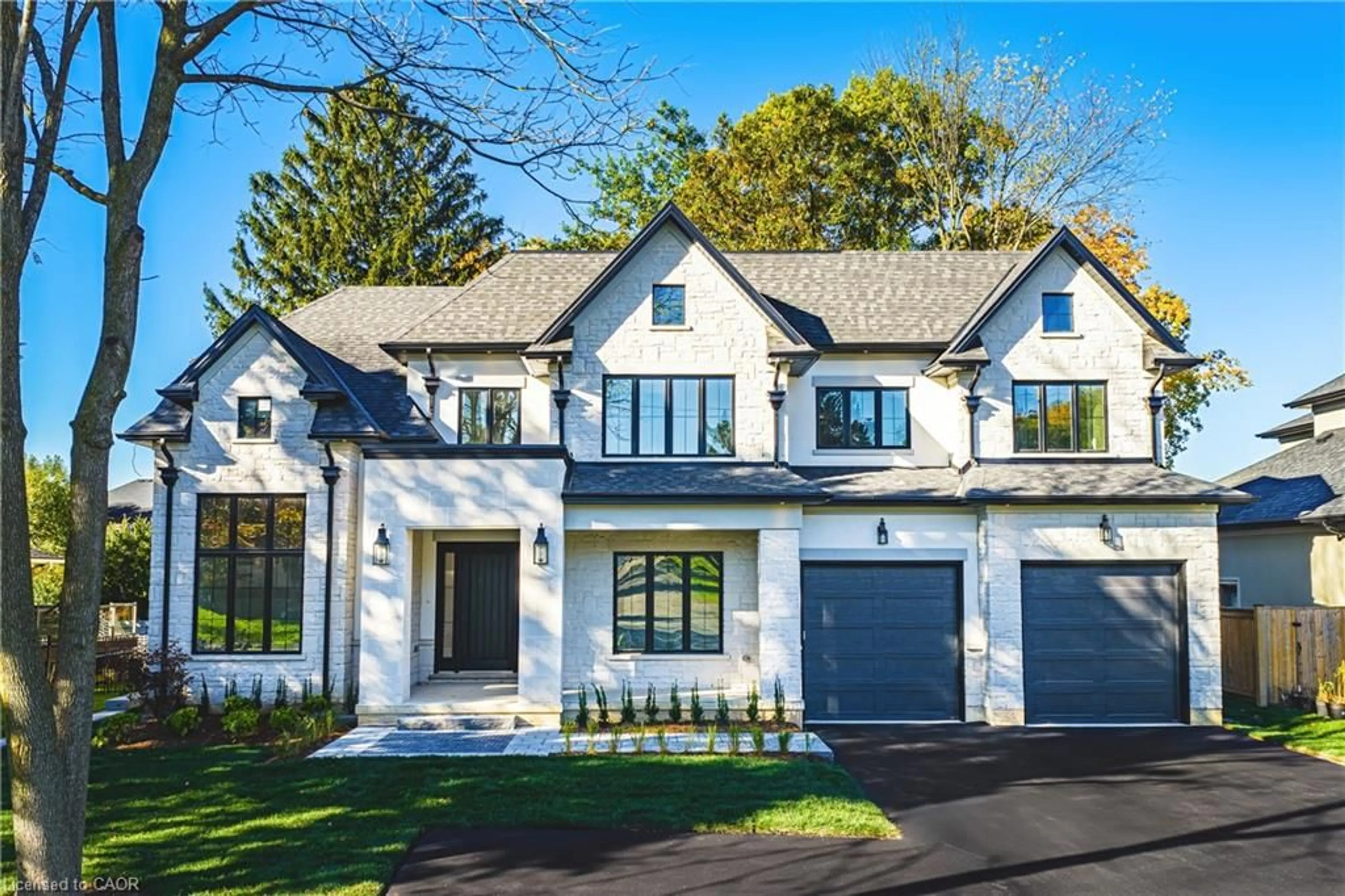 Home with brick exterior material, street for 362 Harmony Hall Dr, Ancaster Ontario L9G 2T4