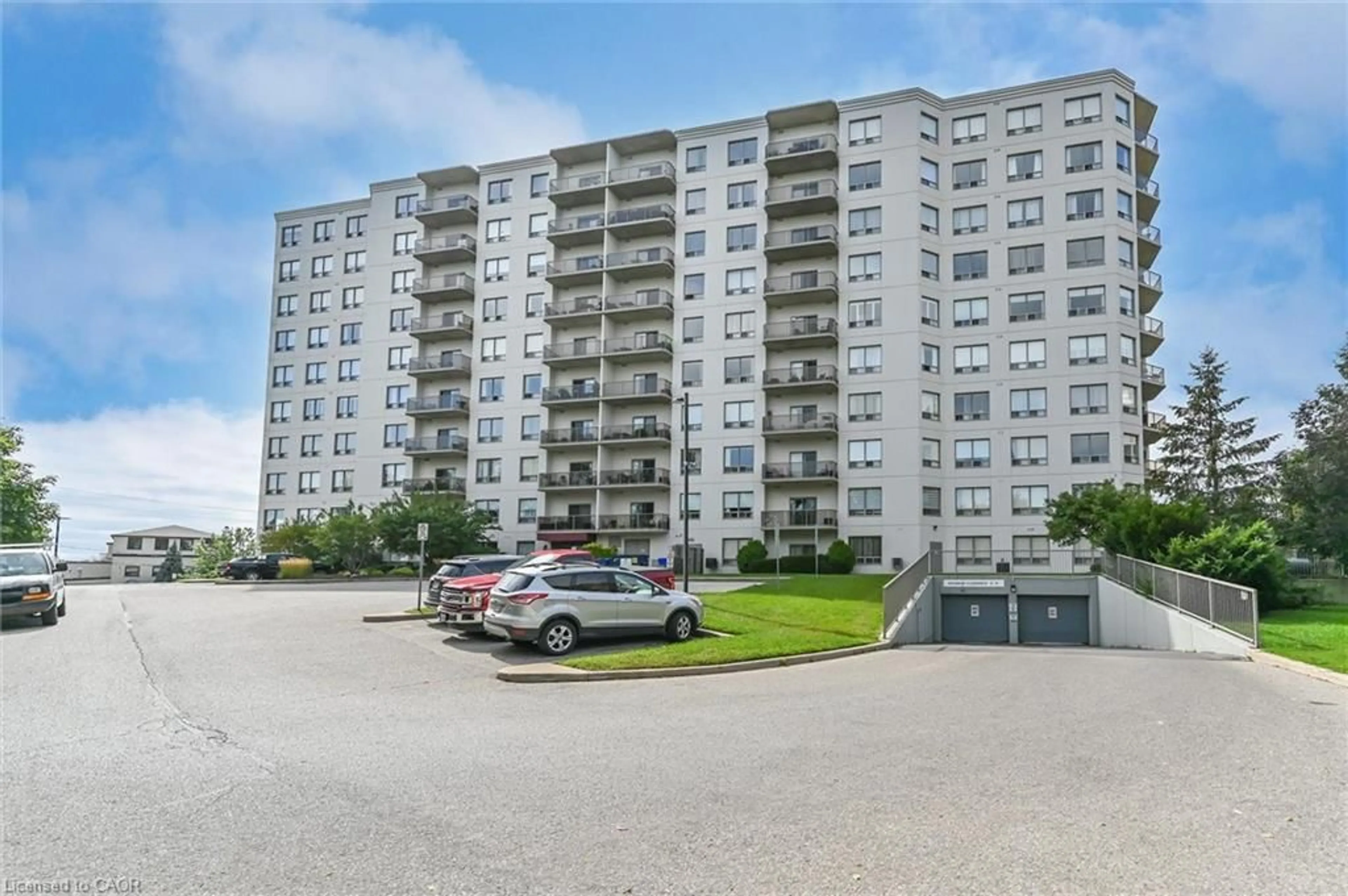 A pic from outside/outdoor area/front of a property/back of a property/a pic from drone, street for 60 Wyndham St #206, Guelph Ontario N1E 7H7