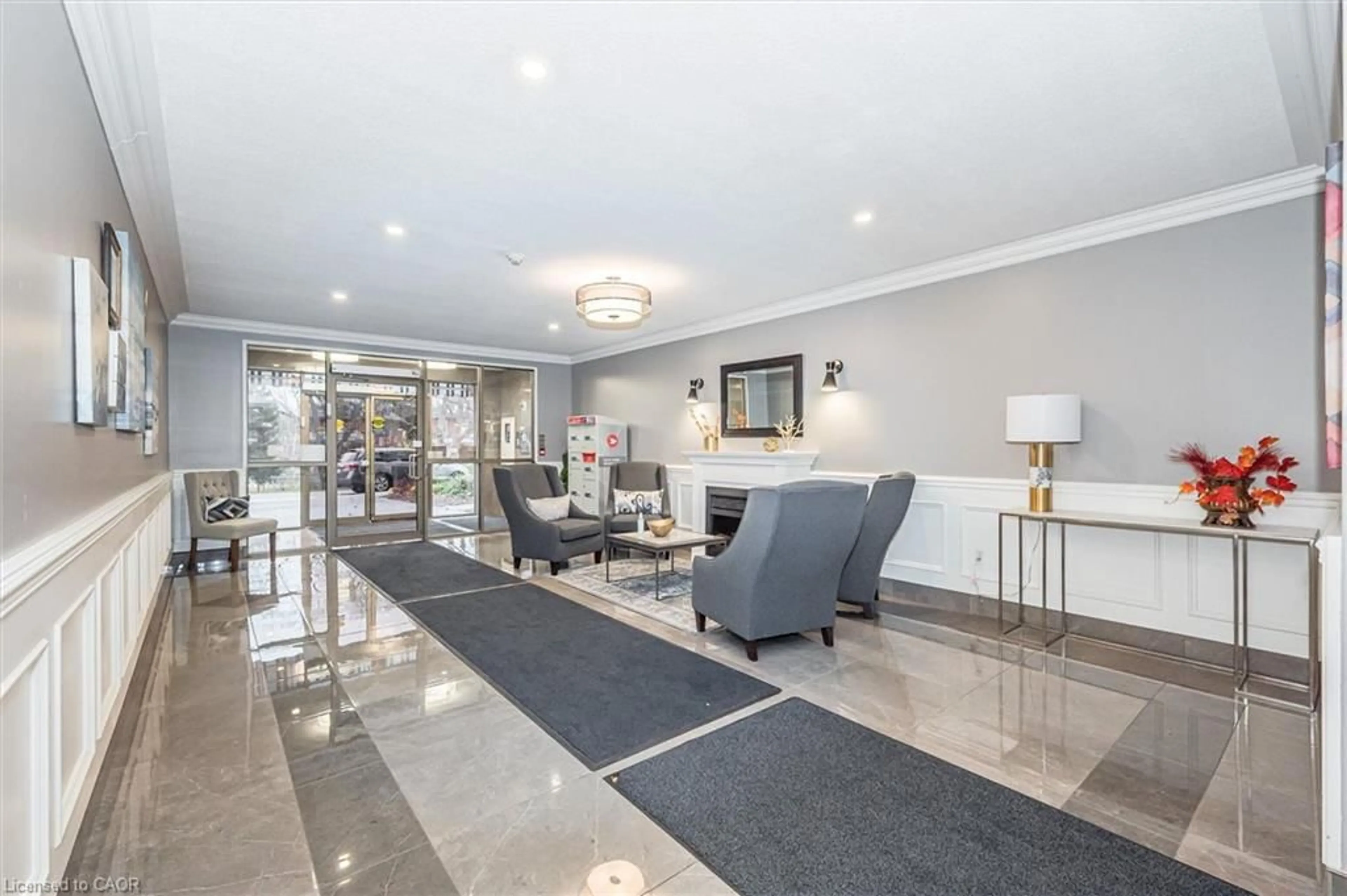 Lobby for 60 Wyndham St #206, Guelph Ontario N1E 7H7