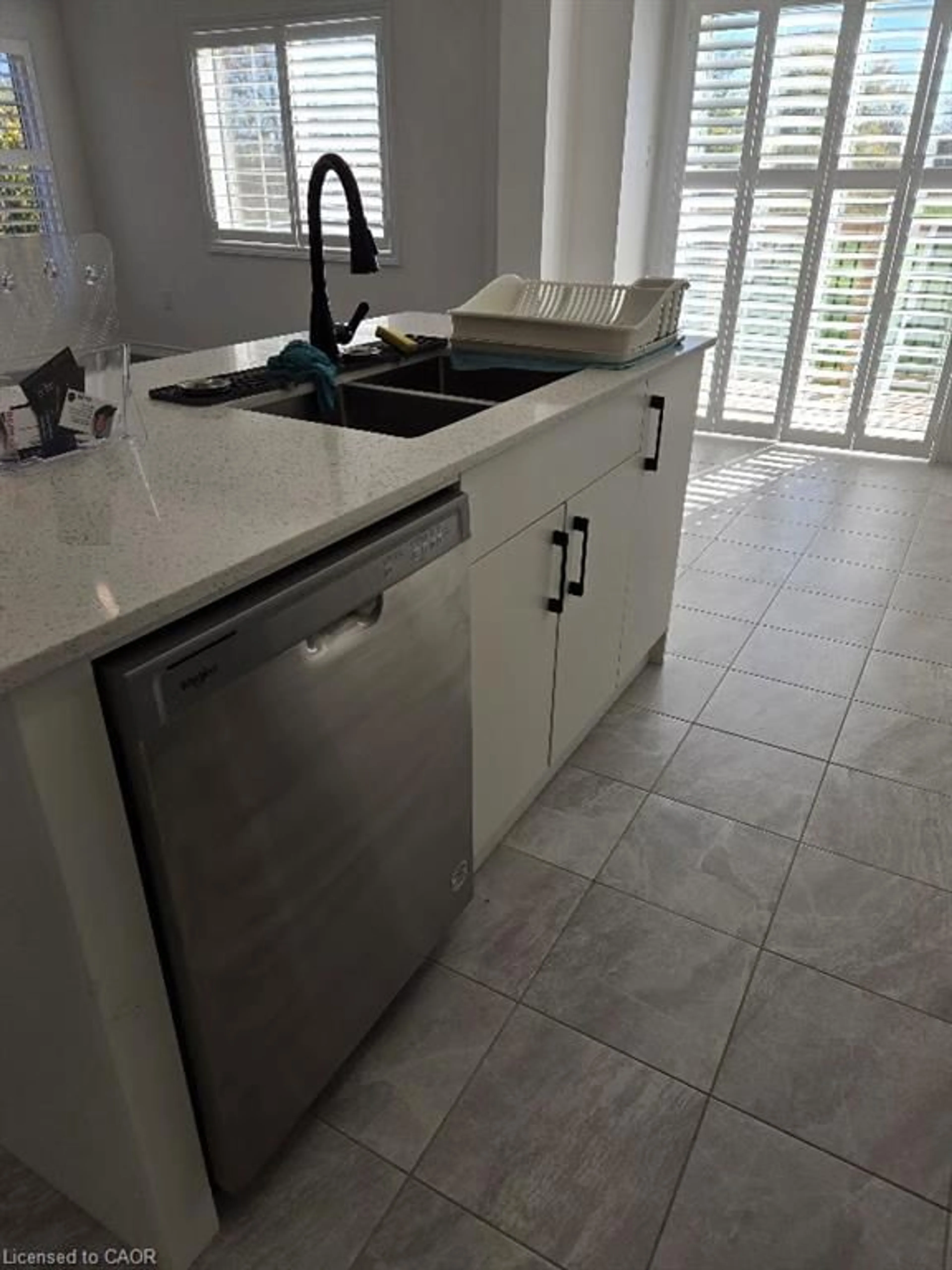 Unknown for 44 Mccurdy Ave, Waterdown Ontario L8B 0T5