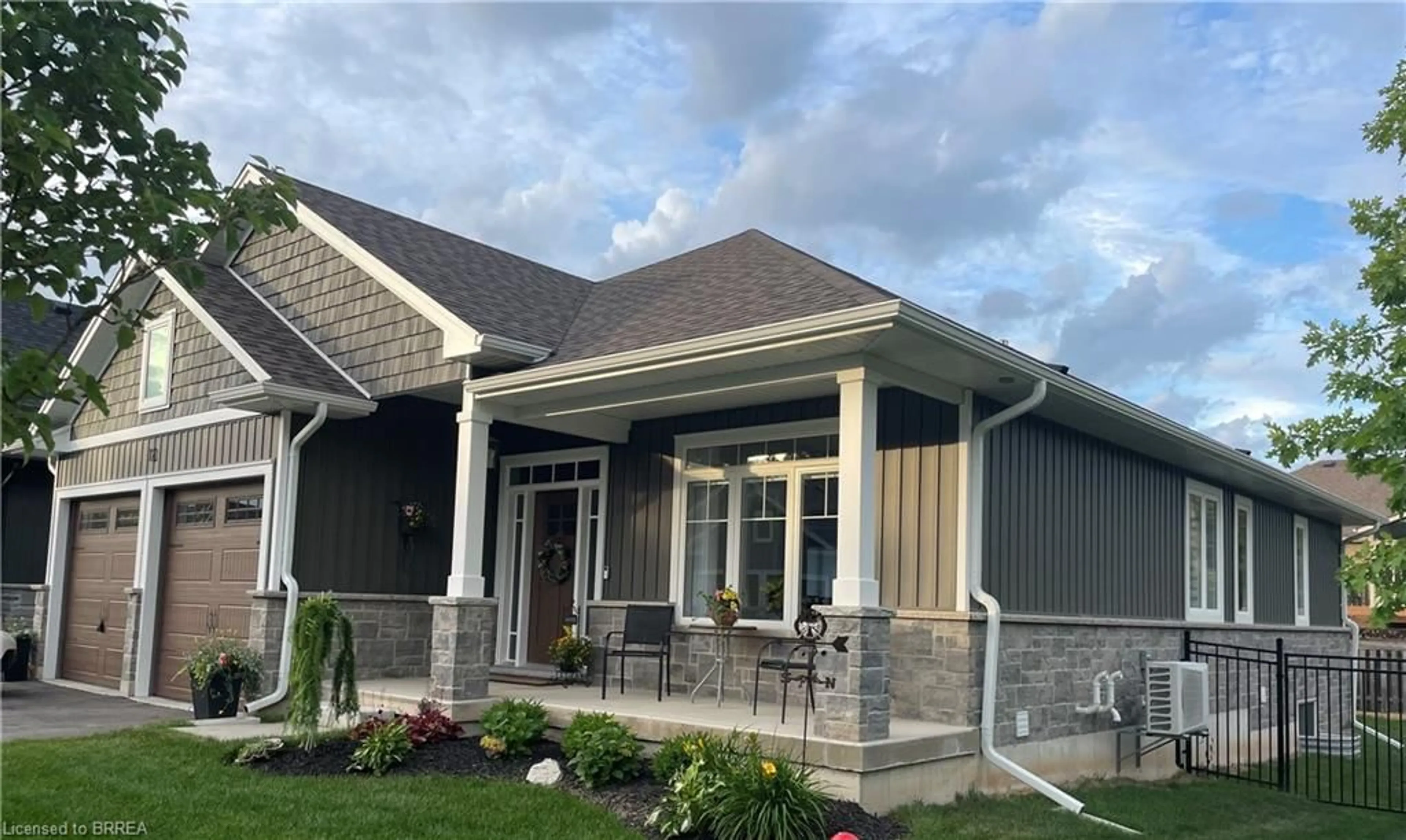 Home with vinyl exterior material, unknown for 68 Cedar St #12, Paris Ontario N3L 0H7