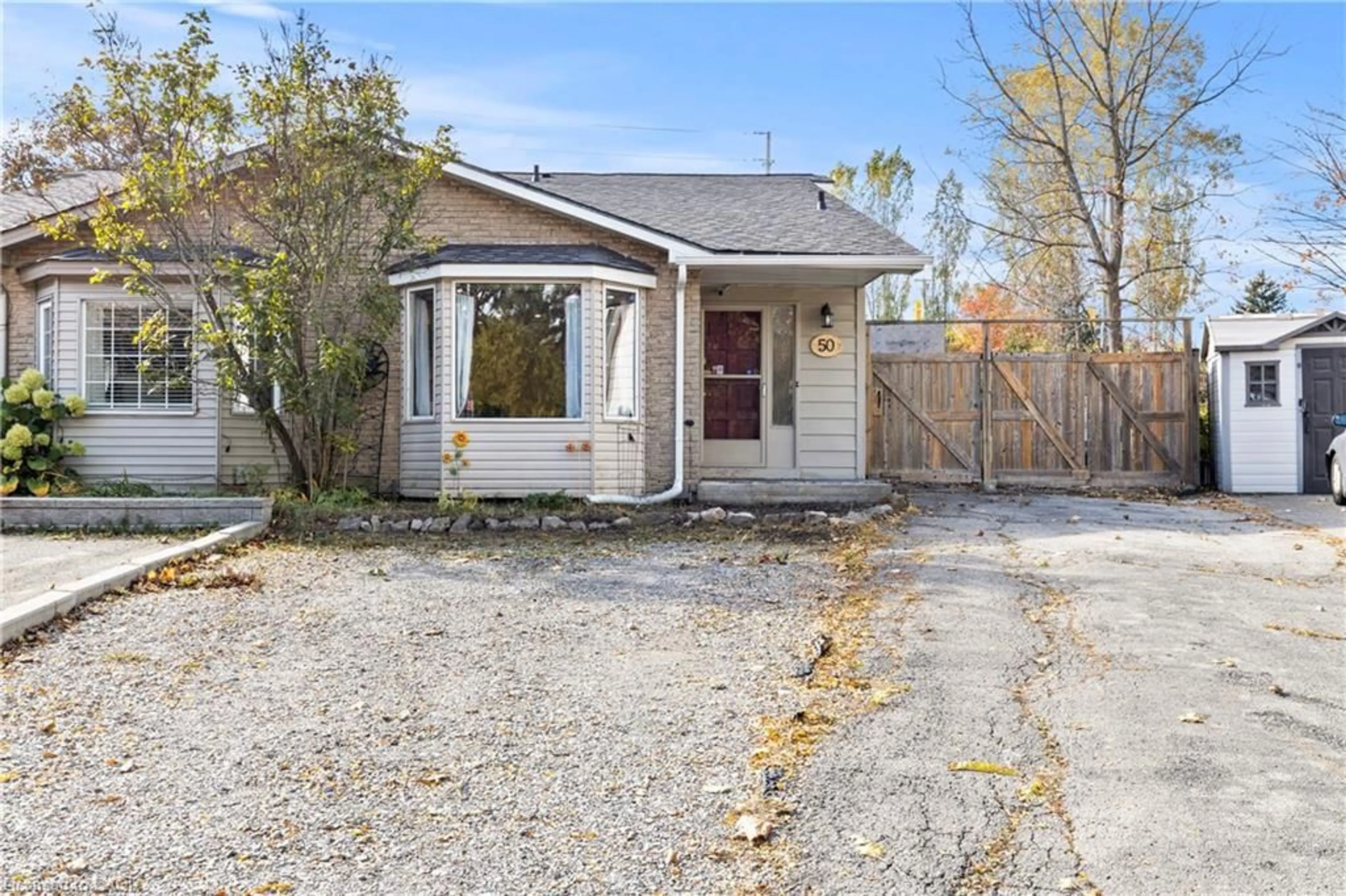 Unknown for 50 Gledhill Cres, Hamilton Ontario L9C 6H4