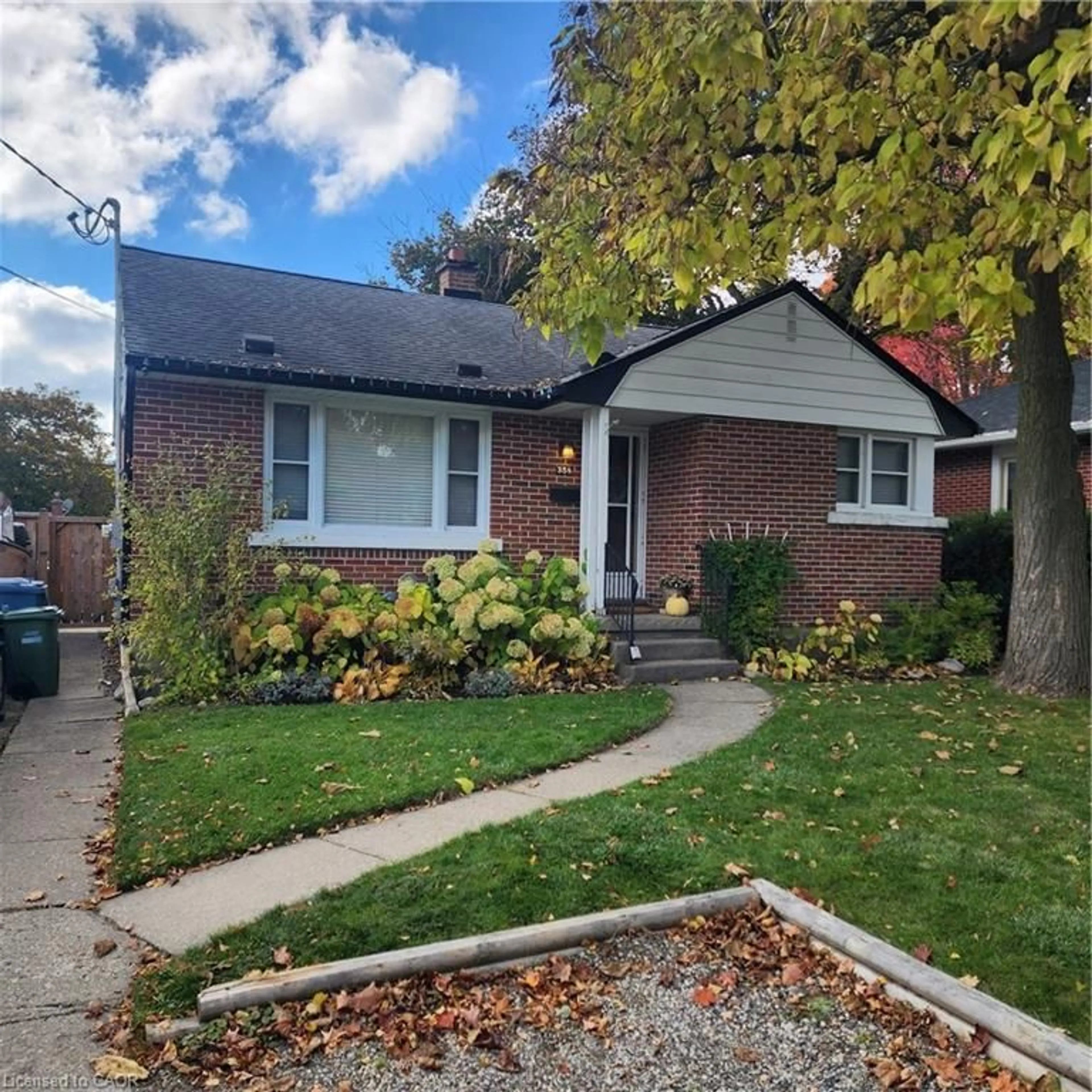 Home with brick exterior material, street for 358 Metcalfe St, Guelph Ontario N1E 4Z7