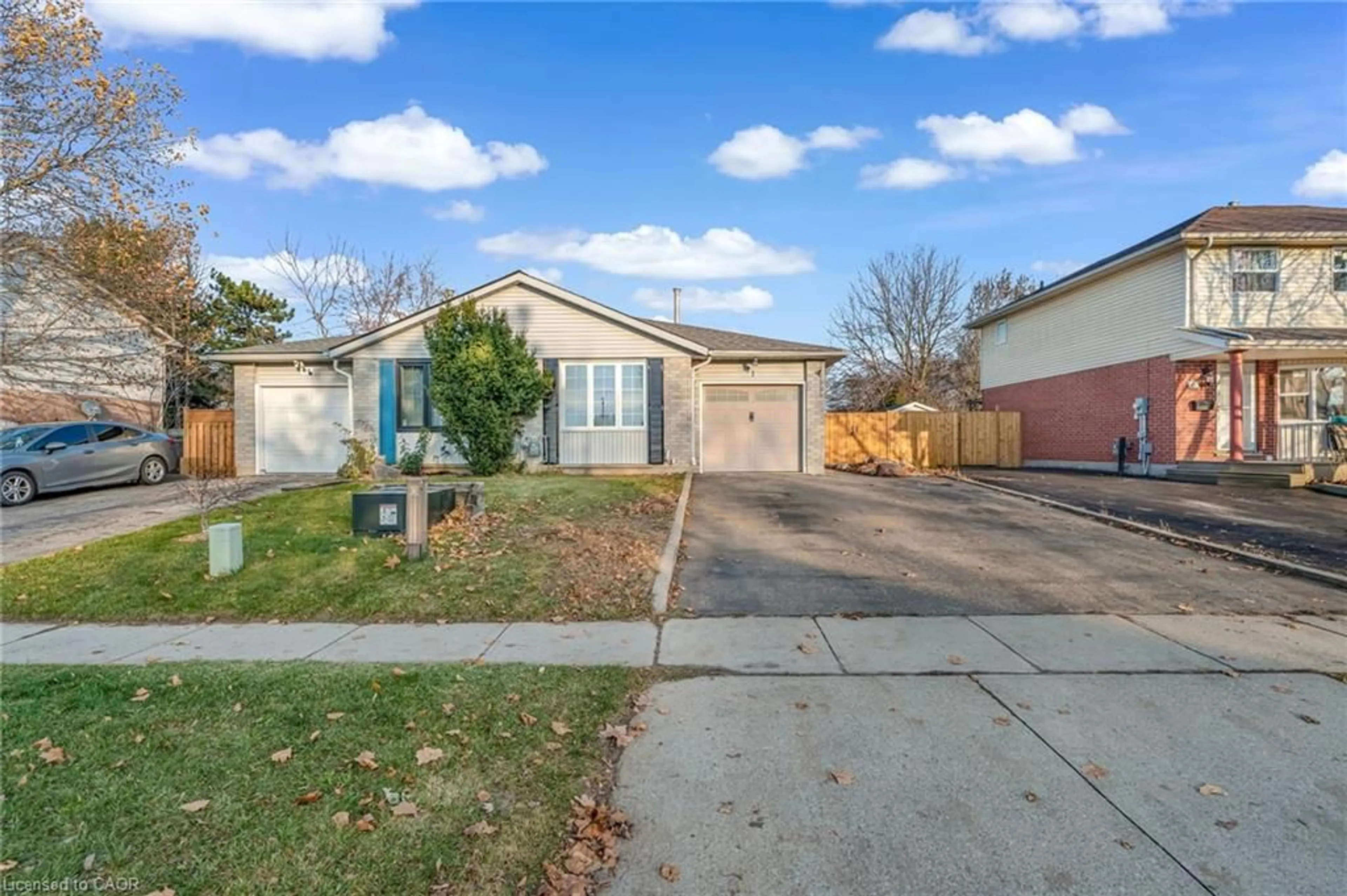 Unknown for 71 Edgemere Dr, Cambridge Ontario N1P 1B3