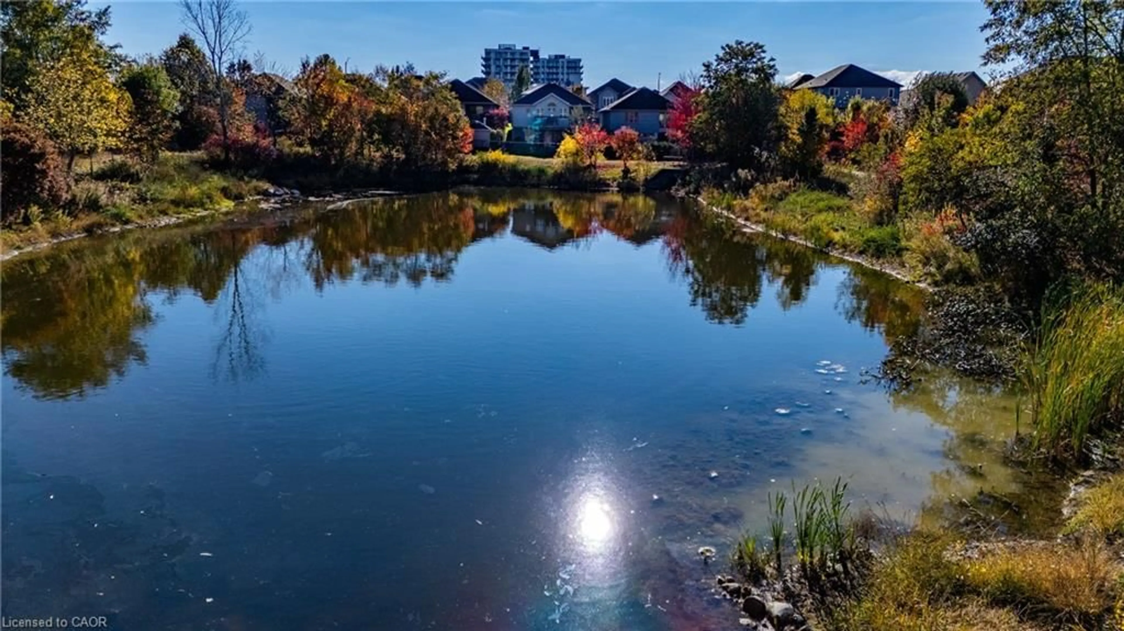 A pic from outside/outdoor area/front of a property/back of a property/a pic from drone, water/lake/river/ocean view for 114 Mcguiness Dr, Brantford Ontario N3T 6R6