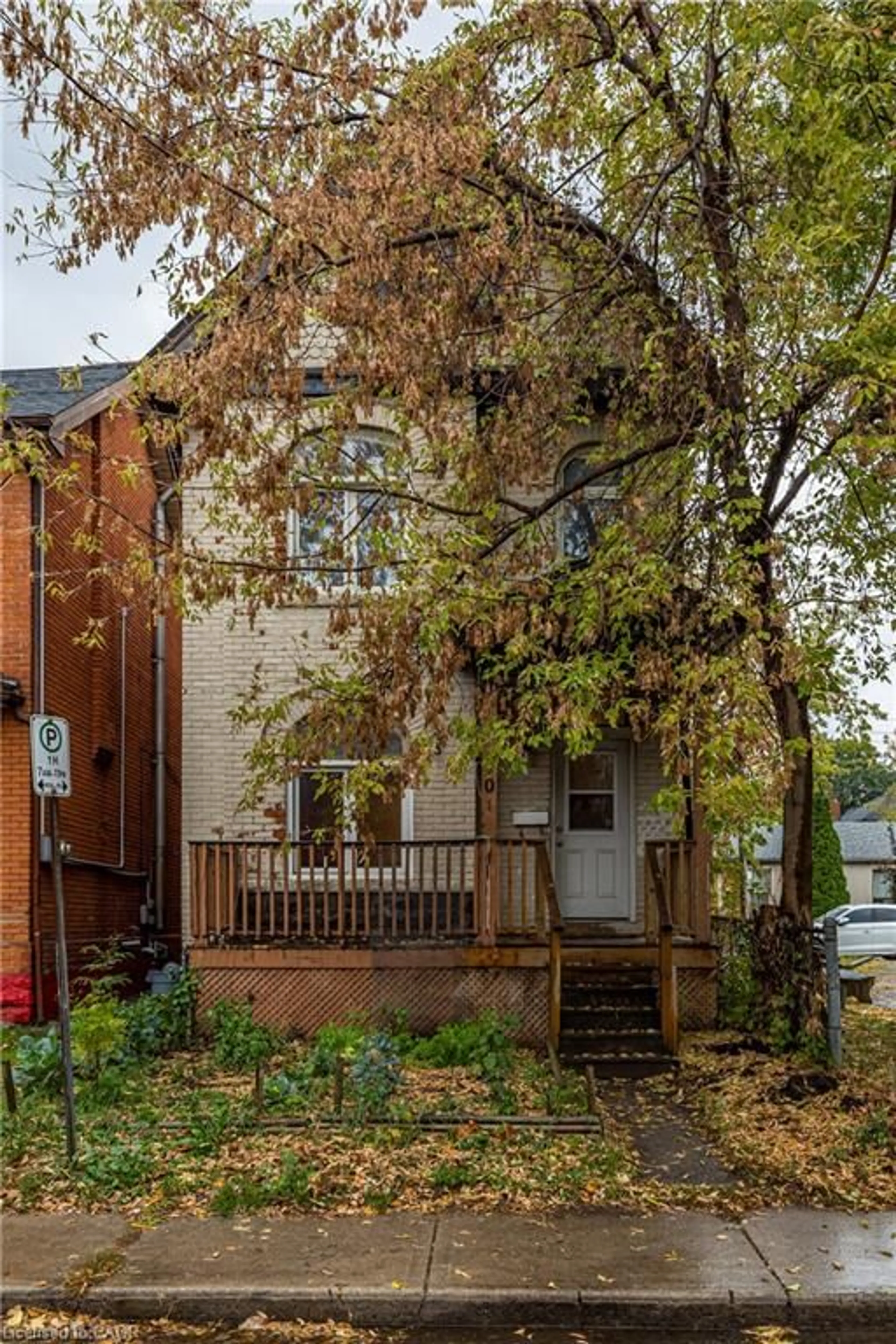 Home with brick exterior material, street for 40 Century St, Hamilton Ontario L8L 1V8