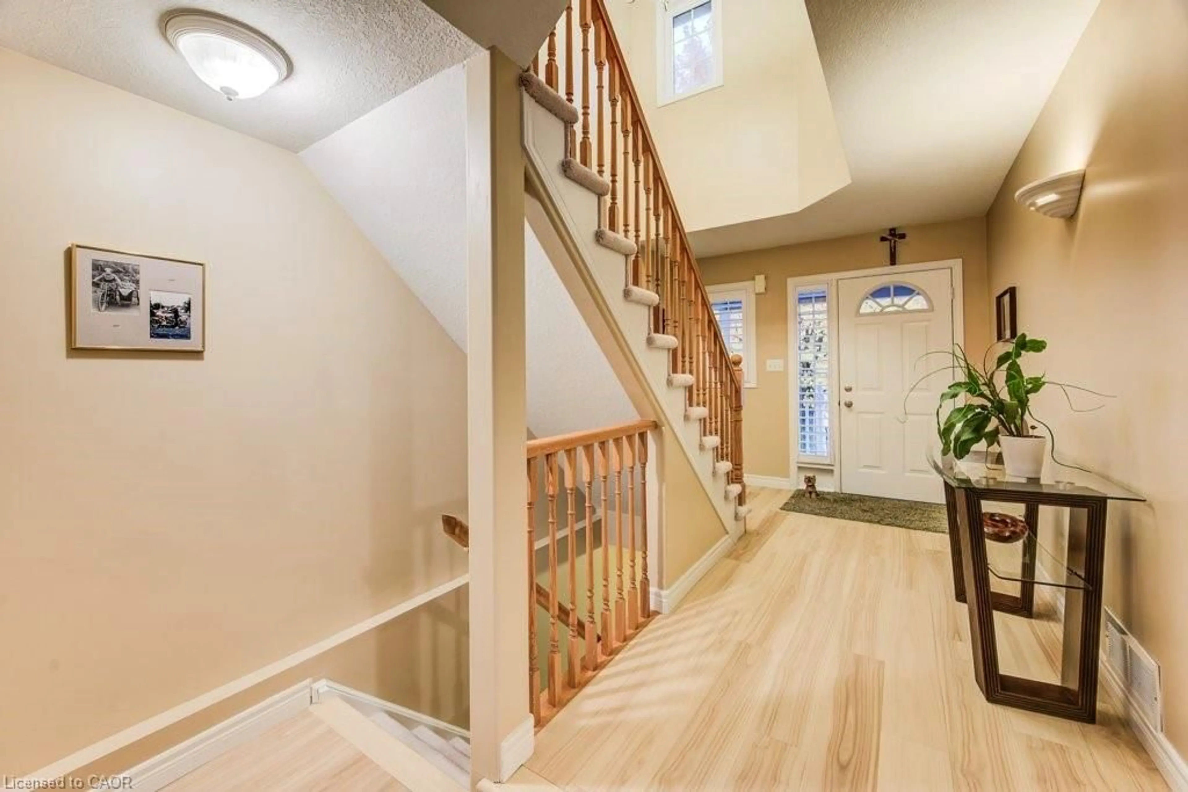 Unknown for 678 Interlaken Dr, Waterloo Ontario N2T 2Y5