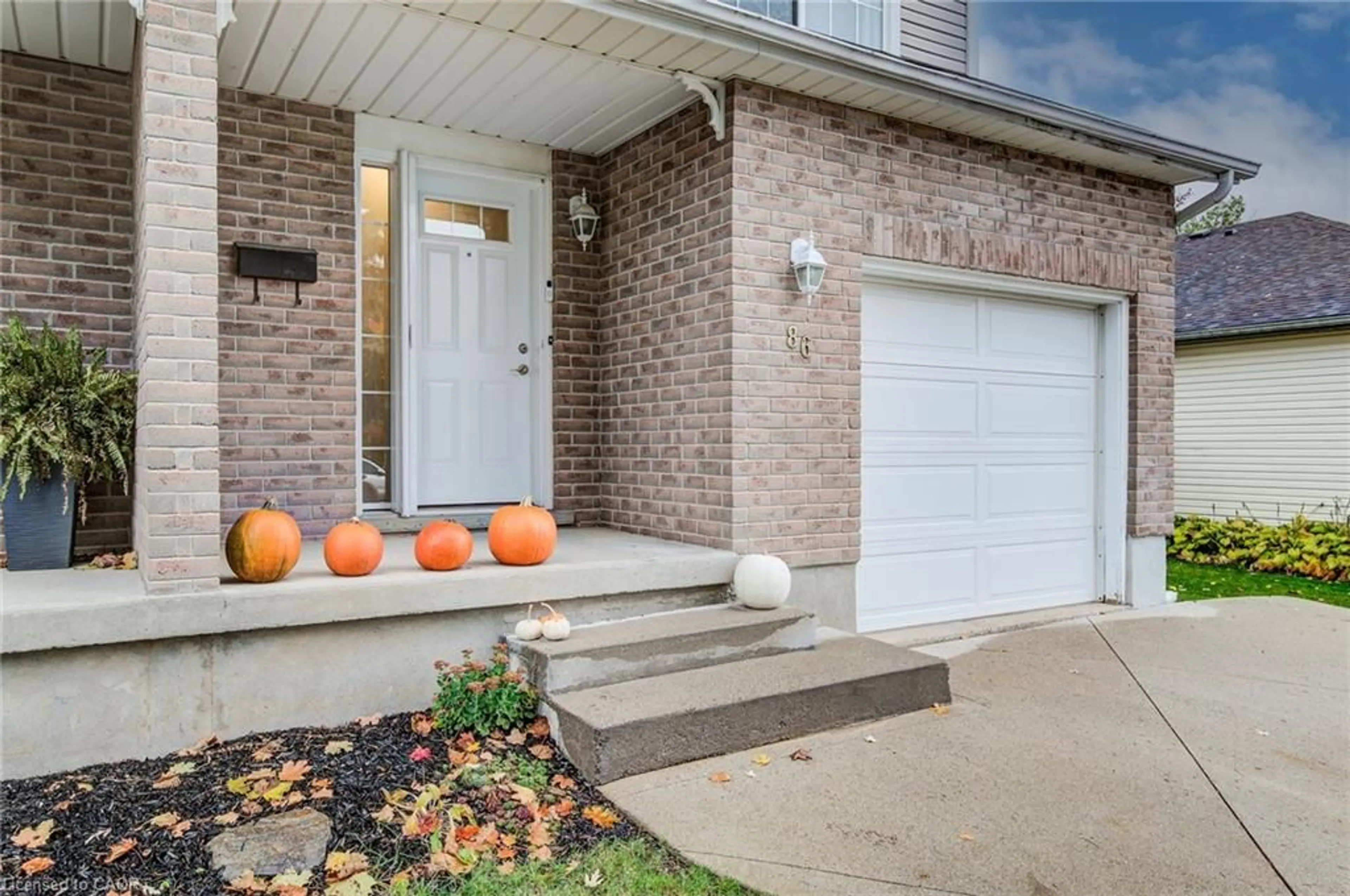 Unknown for 86 Hostetler Rd, New Hamburg Ontario N3A 2E2