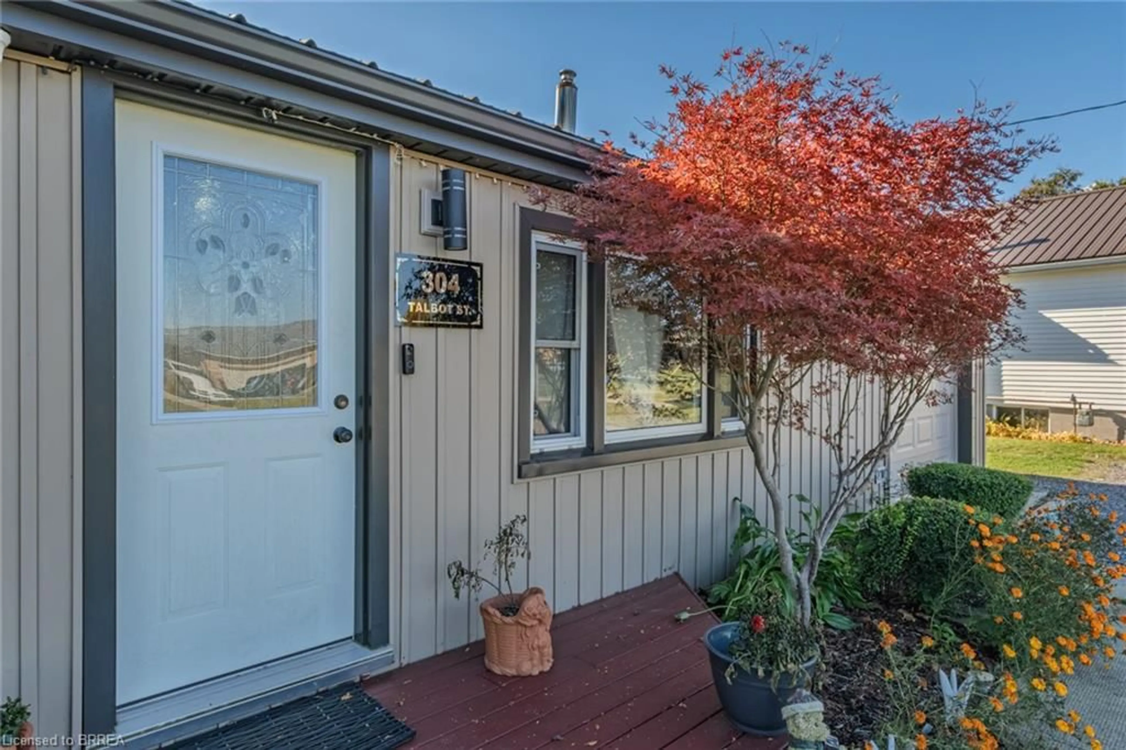 Unknown for 304 Talbot St, Courtland Ontario N0J 1E0