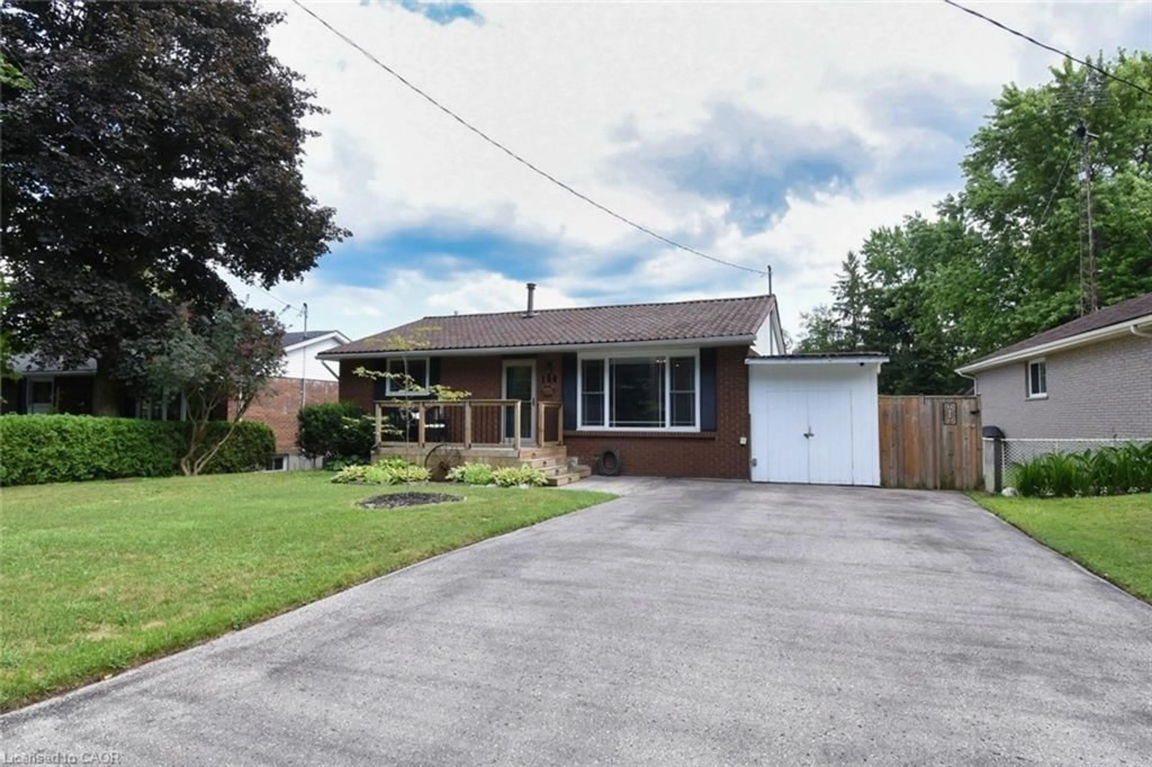 Home with brick exterior material, street for 144 Victoria St, Simcoe Ontario N3Y 1L8