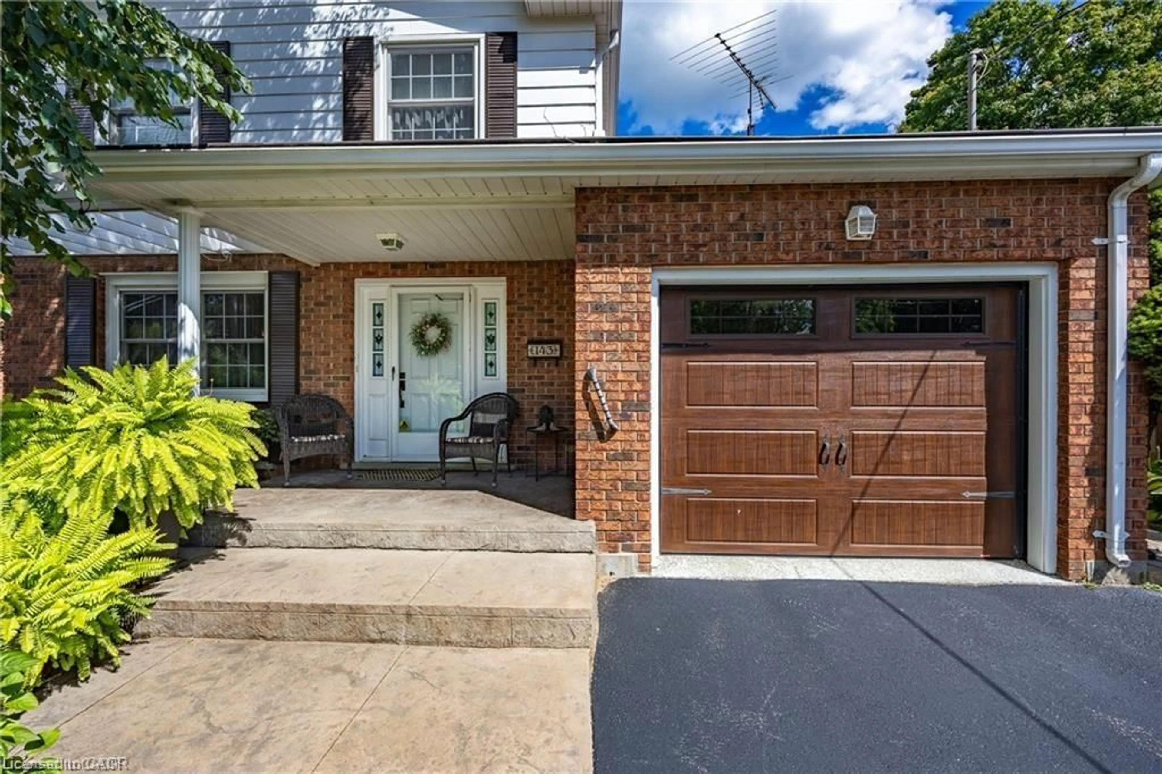 Home with brick exterior material, street for 143 St James St, Waterford Ontario N0E 1Y0