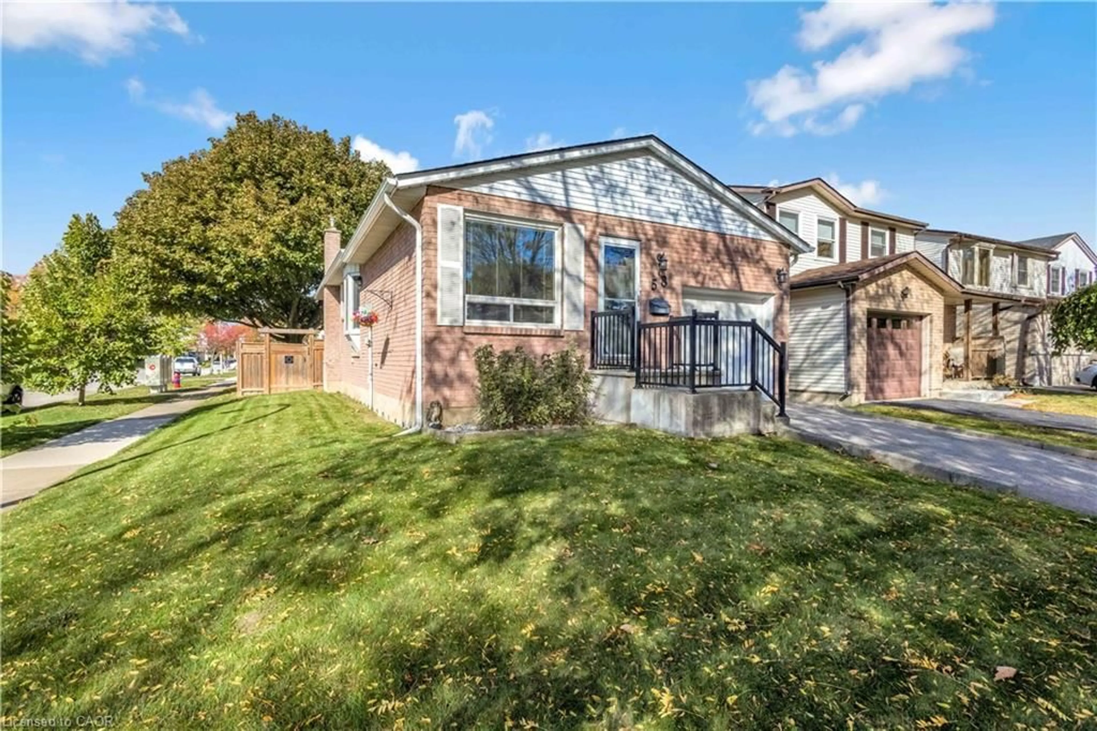 Home with brick exterior material, street for 58 Muscot Dr, Stoney Creek Ontario L8J 2B3