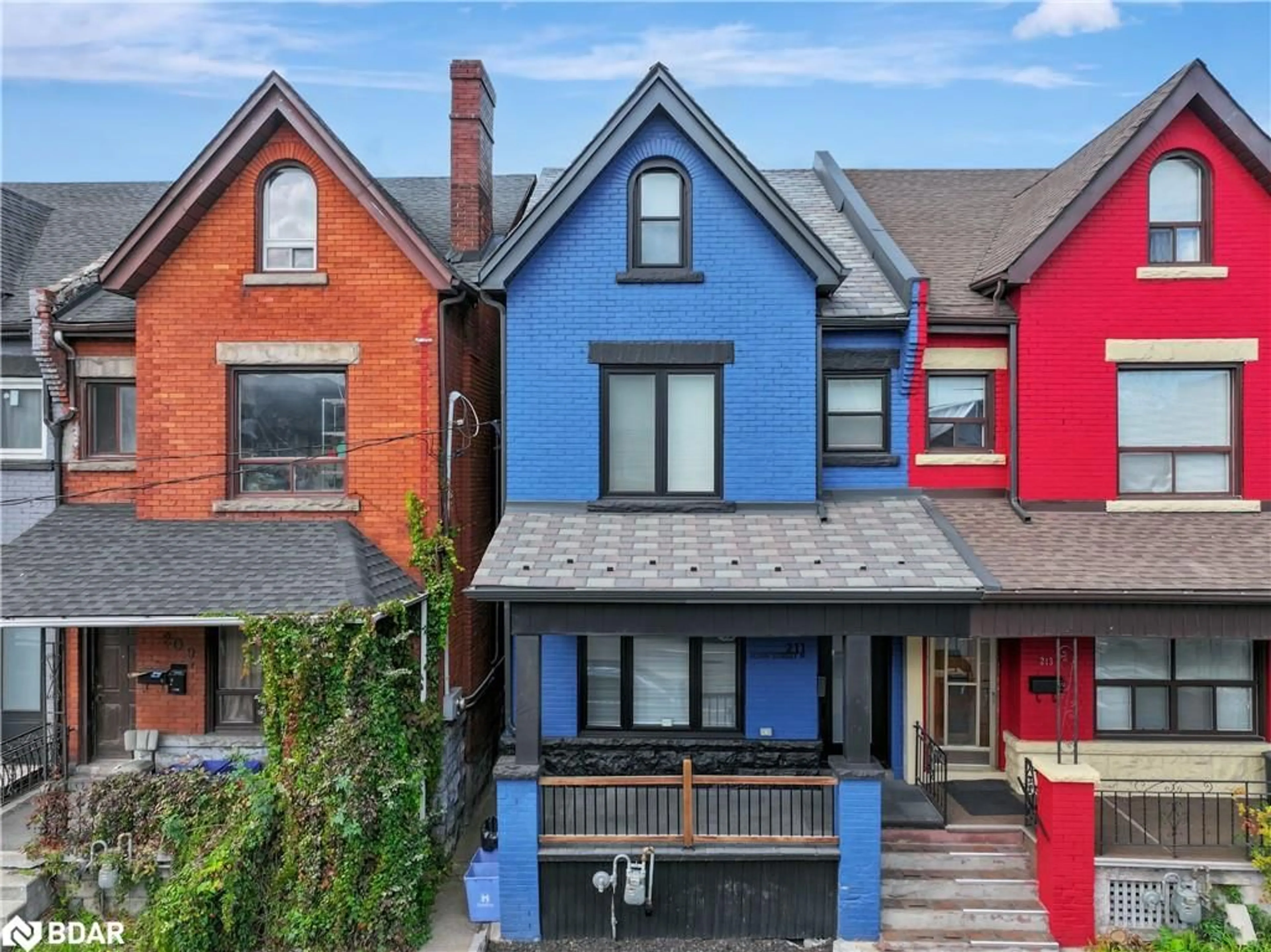 Home with brick exterior material, street for 211 John St, Hamilton Ontario L8L 4P4